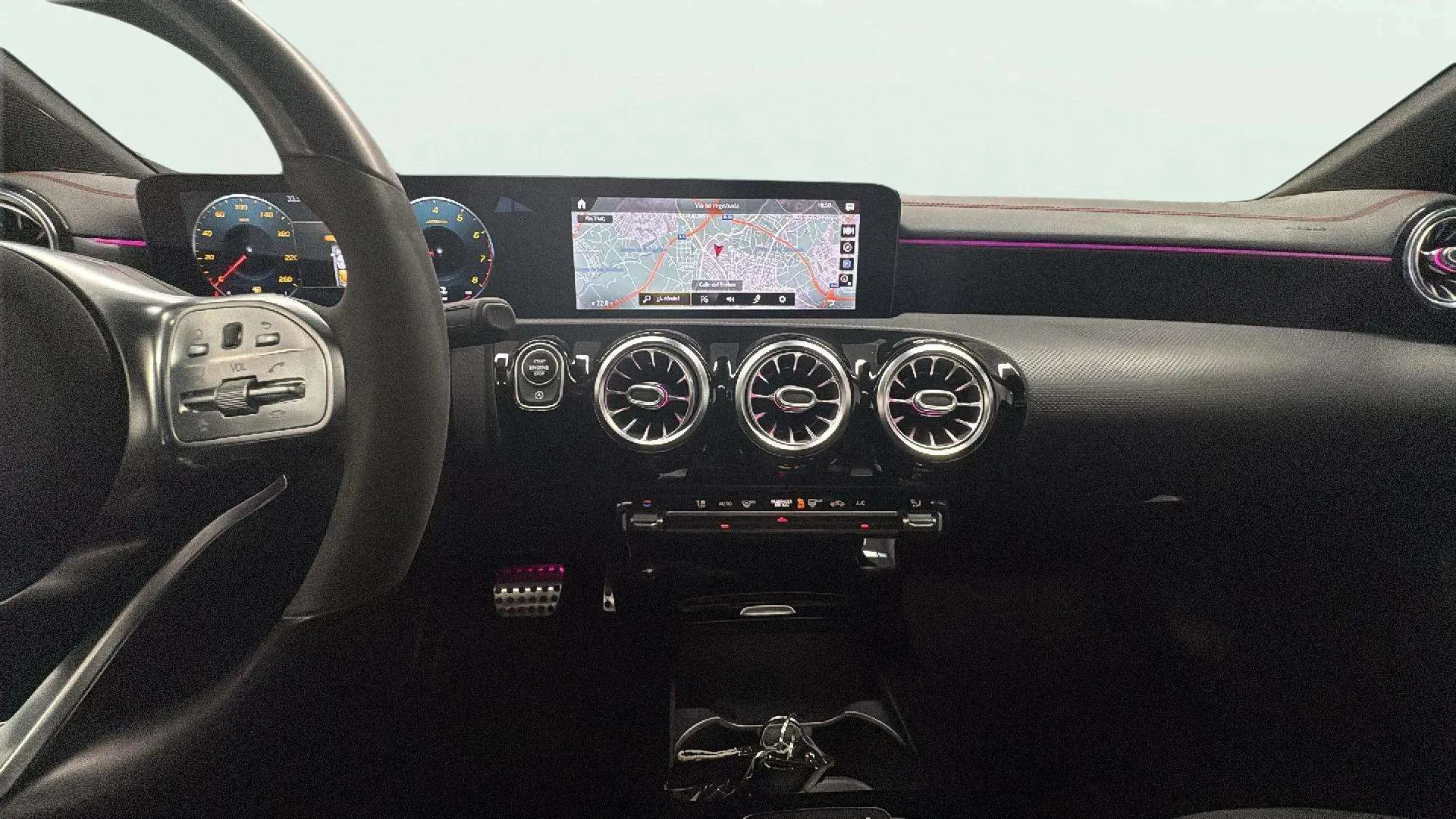 Mercedes-Benz CLA 250 4MATIC Shooting Brake - foto 14