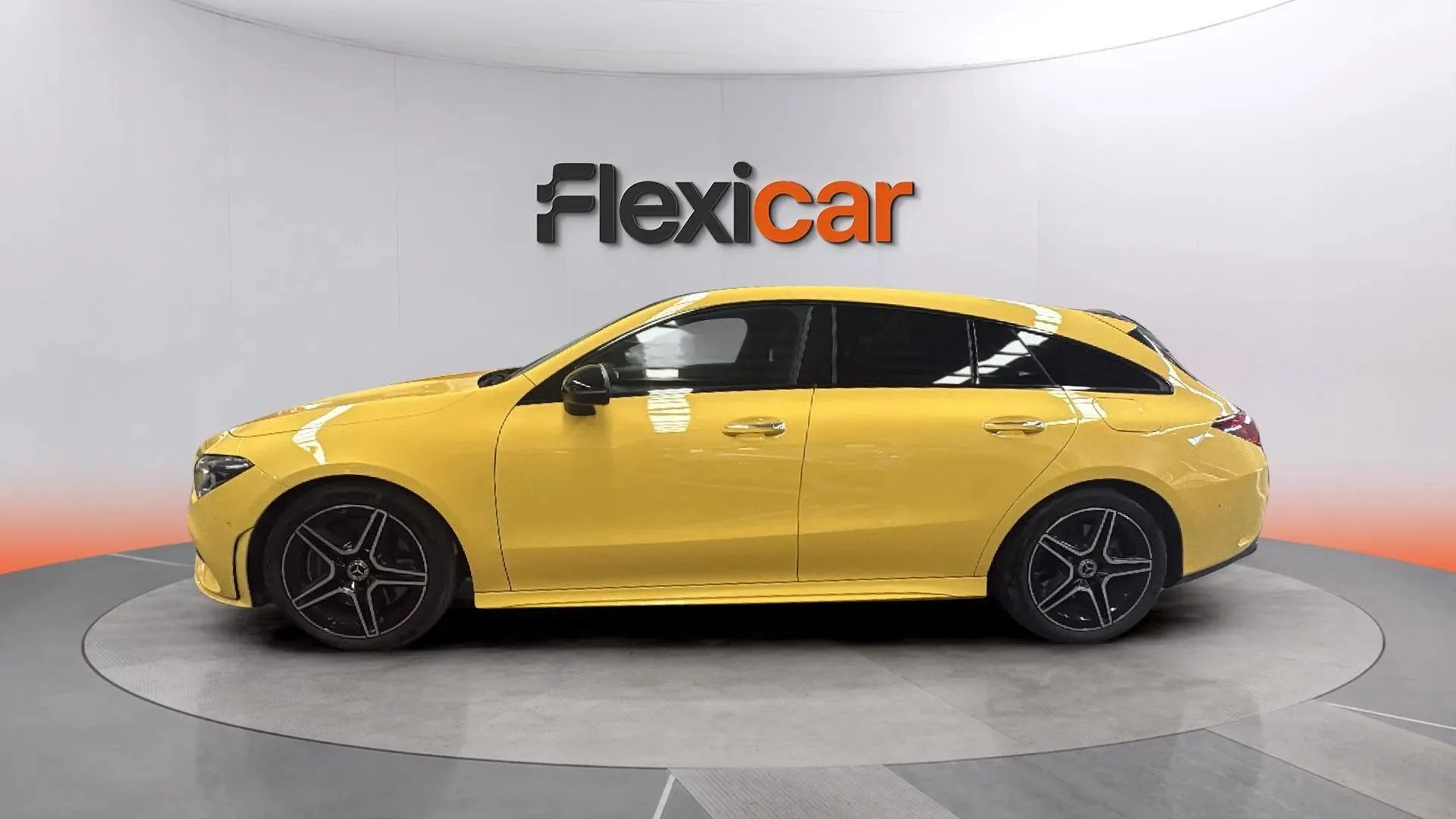 Mercedes-Benz CLA 250 4MATIC Shooting Brake - foto 4