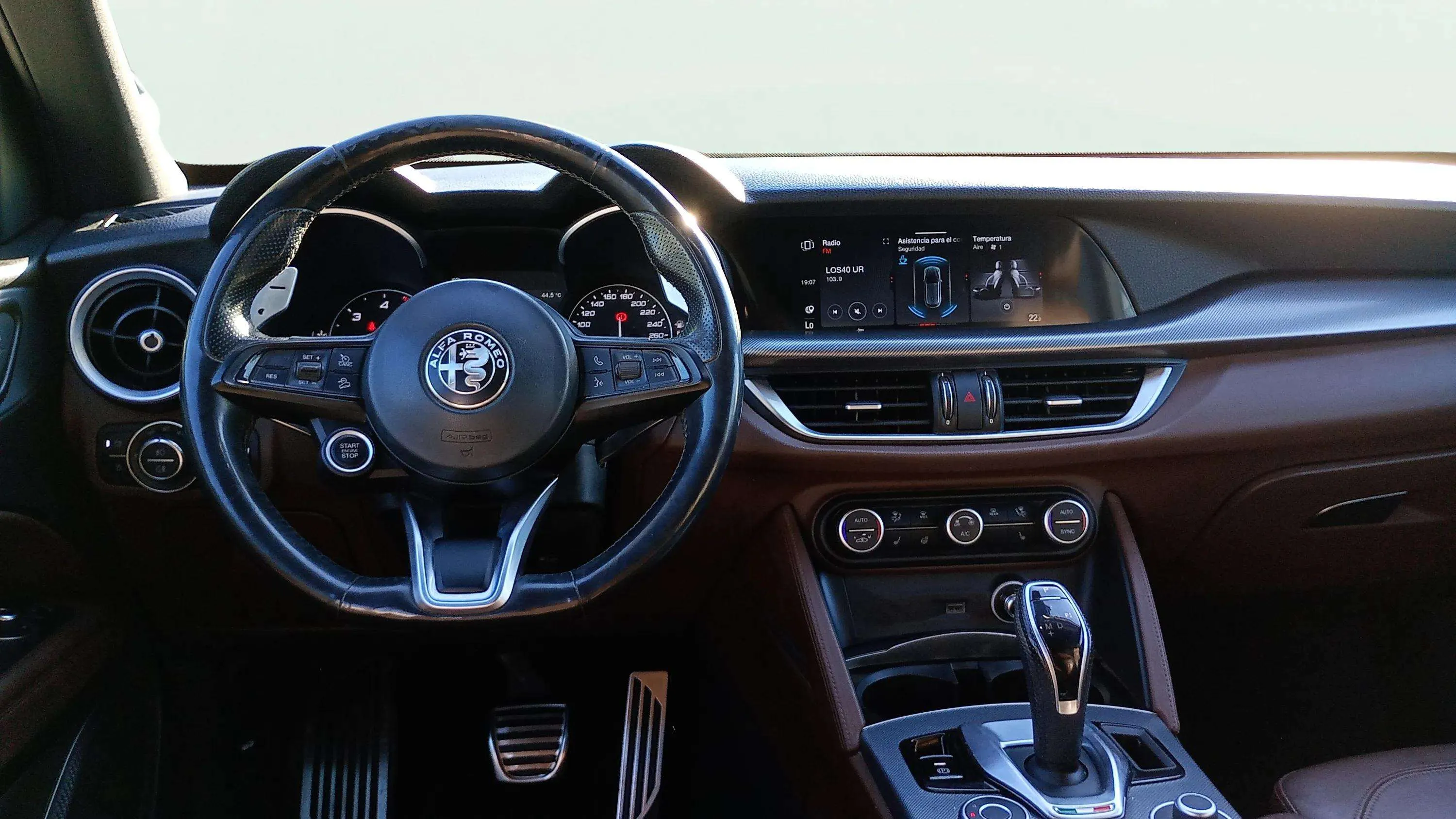 Alfa Romeo Stelvio 2.2 Diésel Veloce Q4 - foto 8