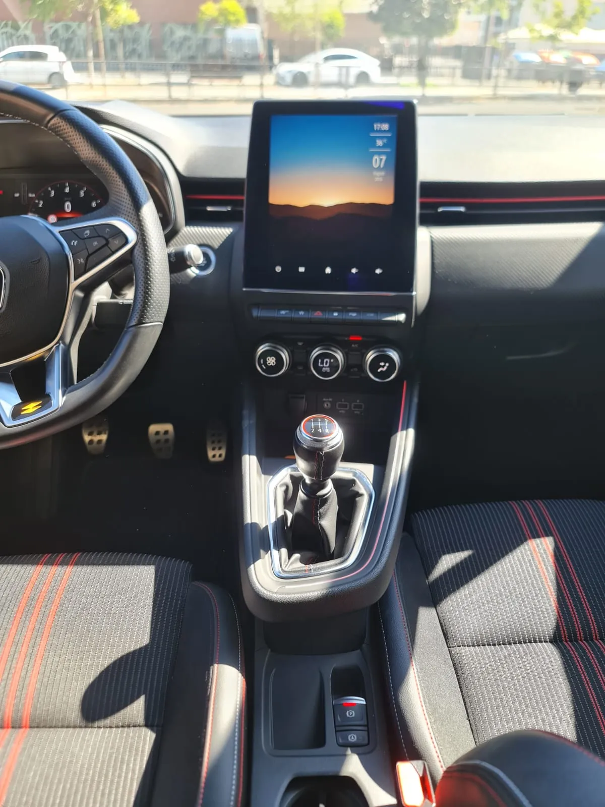 Renault Clio RS Line TCe - foto 17