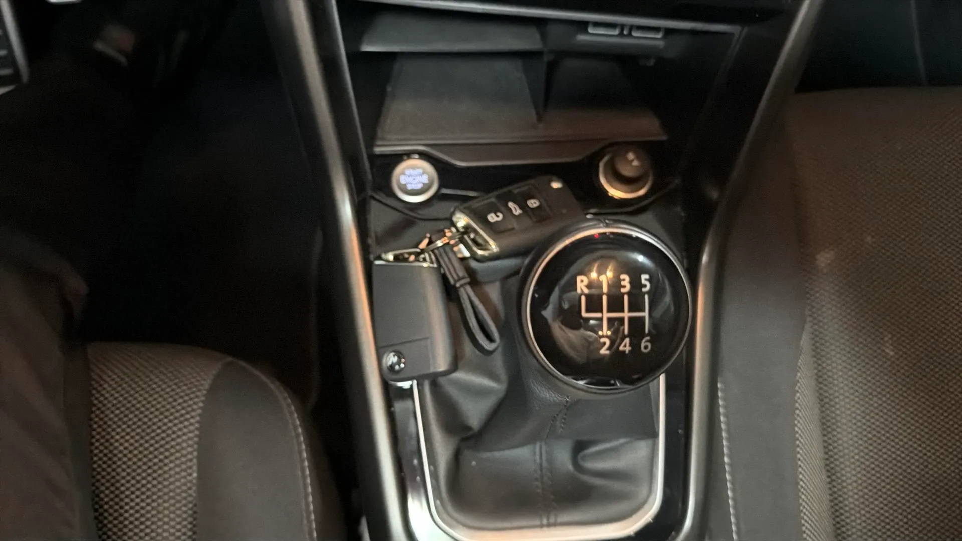 Volkswagen T-Roc Advance 1.6 TDI - foto 12