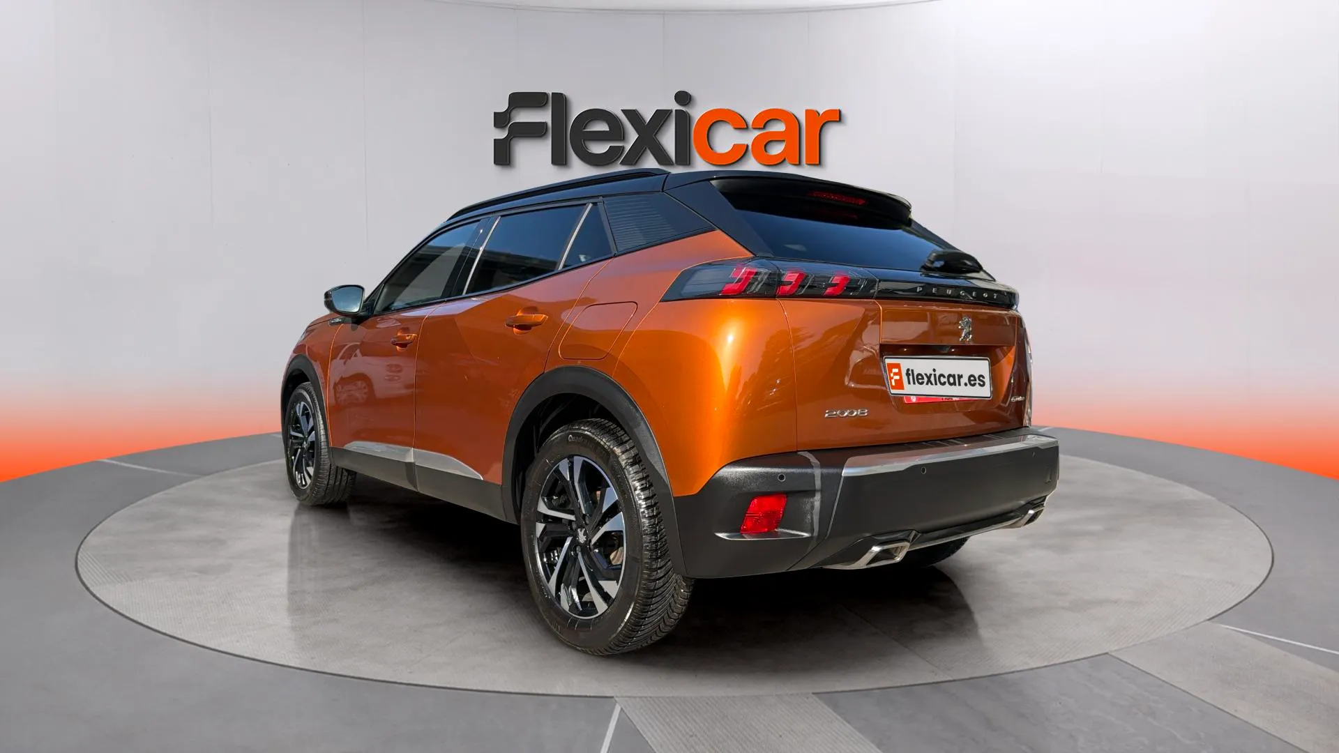 Peugeot 2008 Allure Pack PureTech 130 BVM6 - foto 5