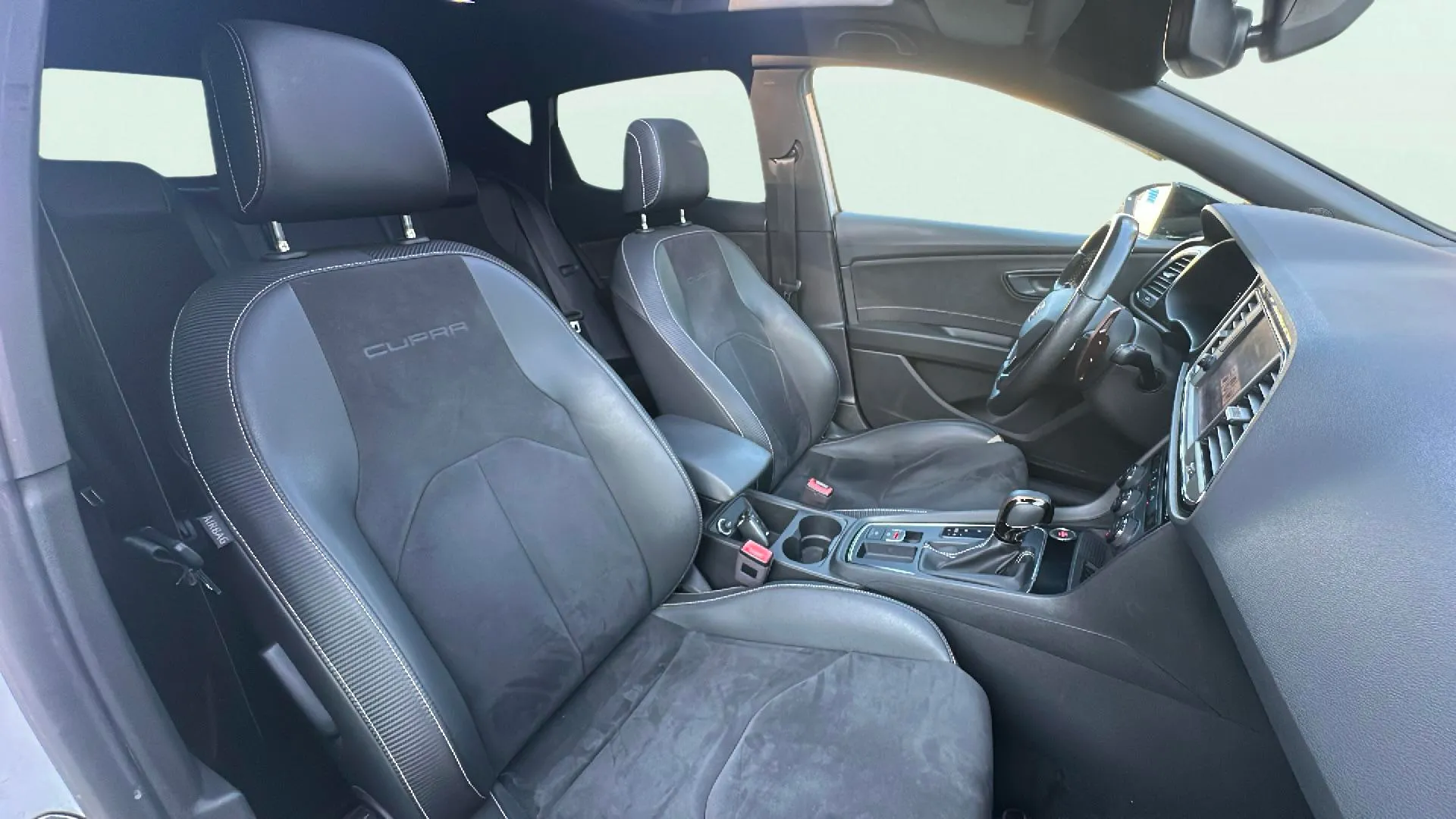 SEAT León 2.0 TSI DSG-7 Cupra - foto 14