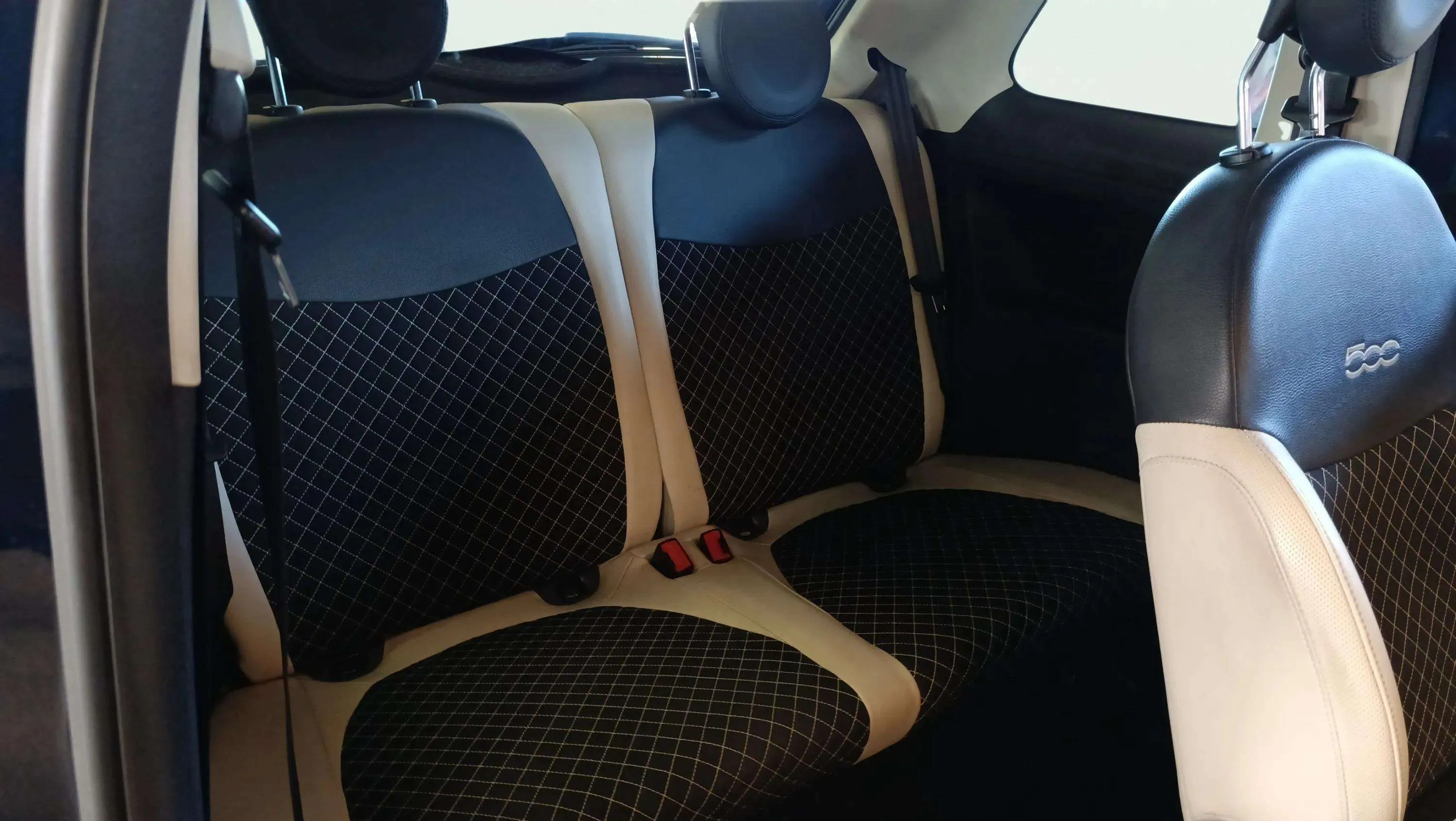 Fiat 500 Dolcevita 1.0 Hybrid - foto 30