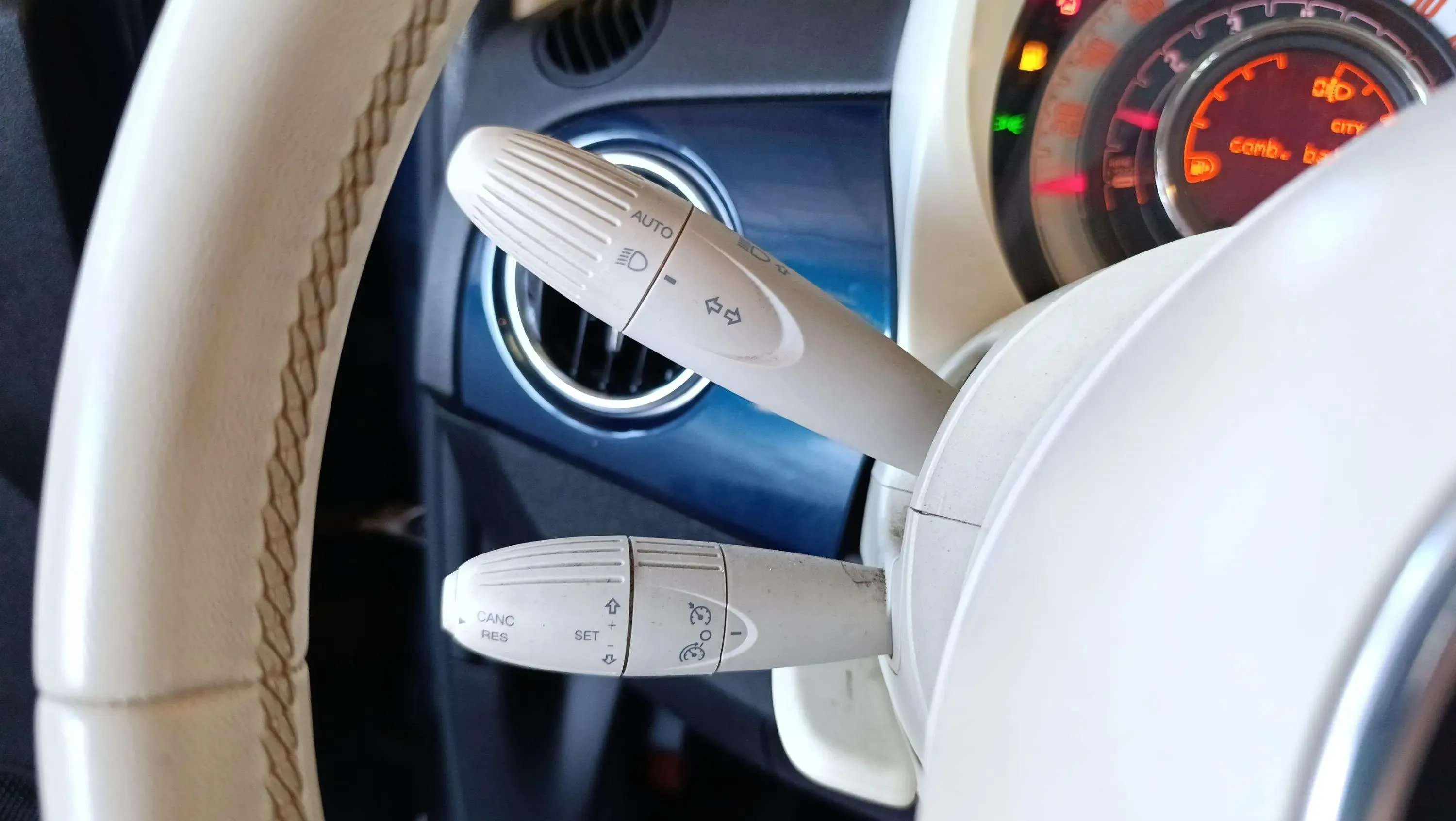 Fiat 500 Dolcevita 1.0 Hybrid - foto 12