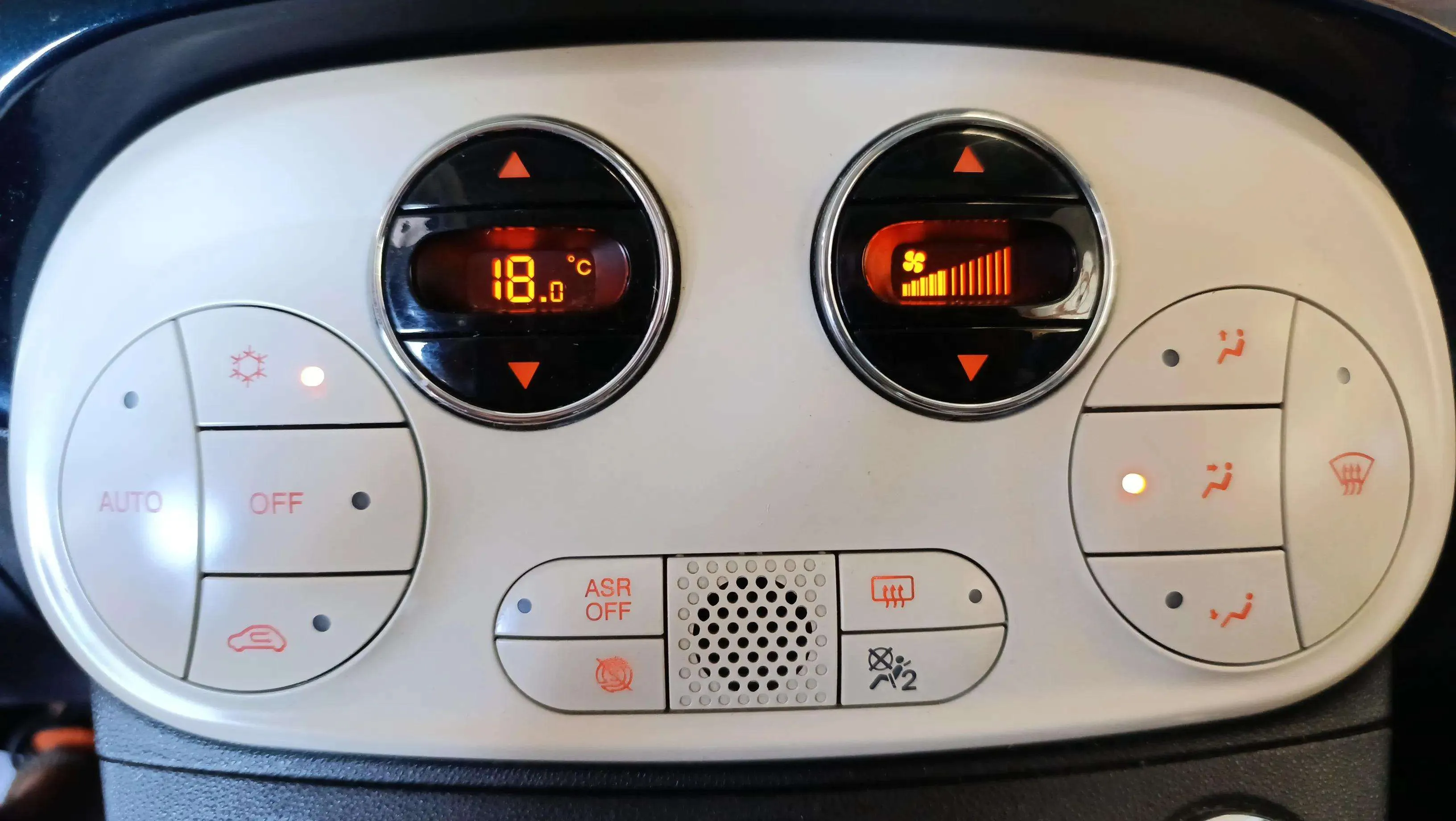 Fiat 500 Dolcevita 1.0 Hybrid - foto 21