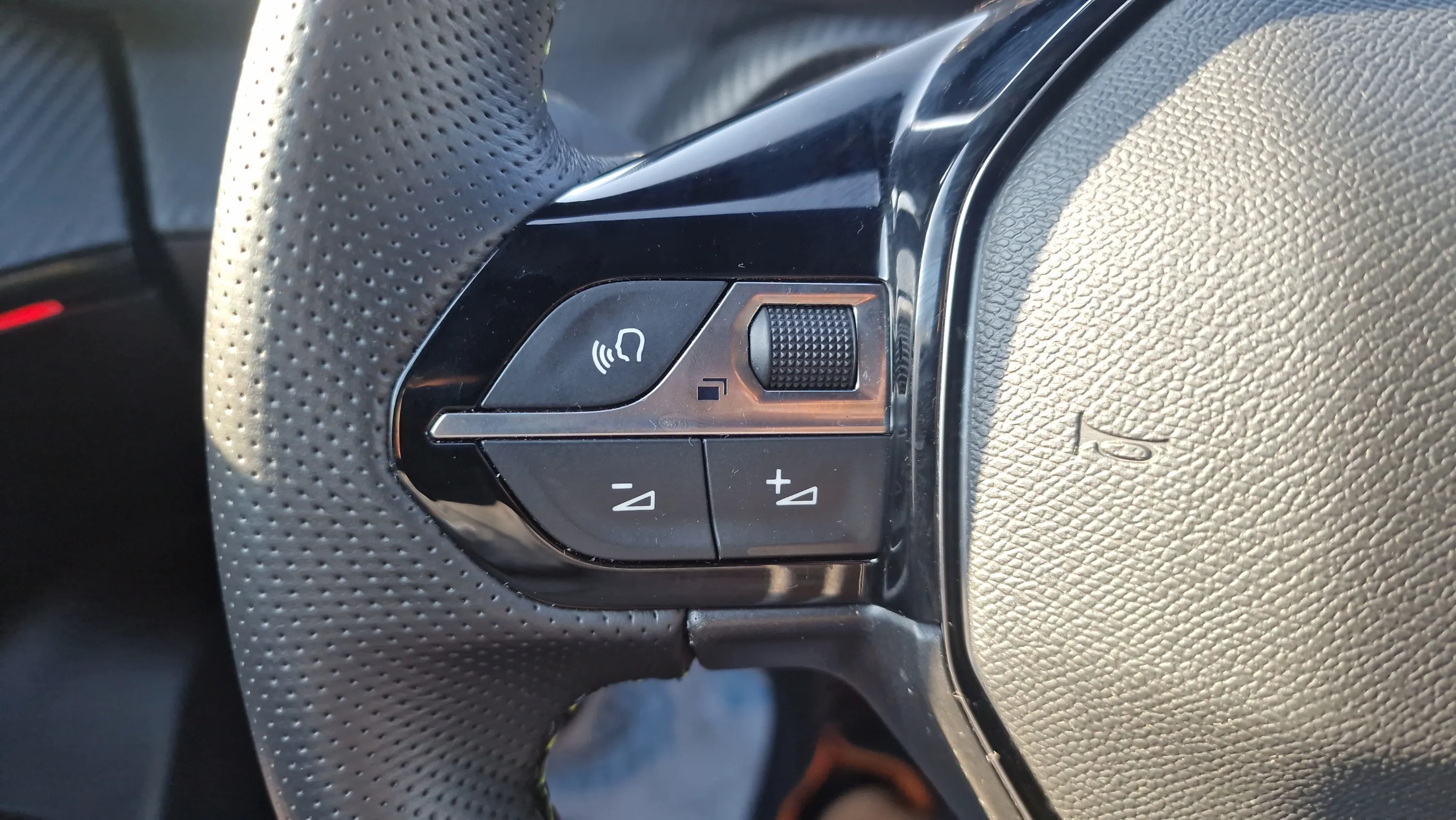 Peugeot 2008 Eléctrico GT 156 - foto 20