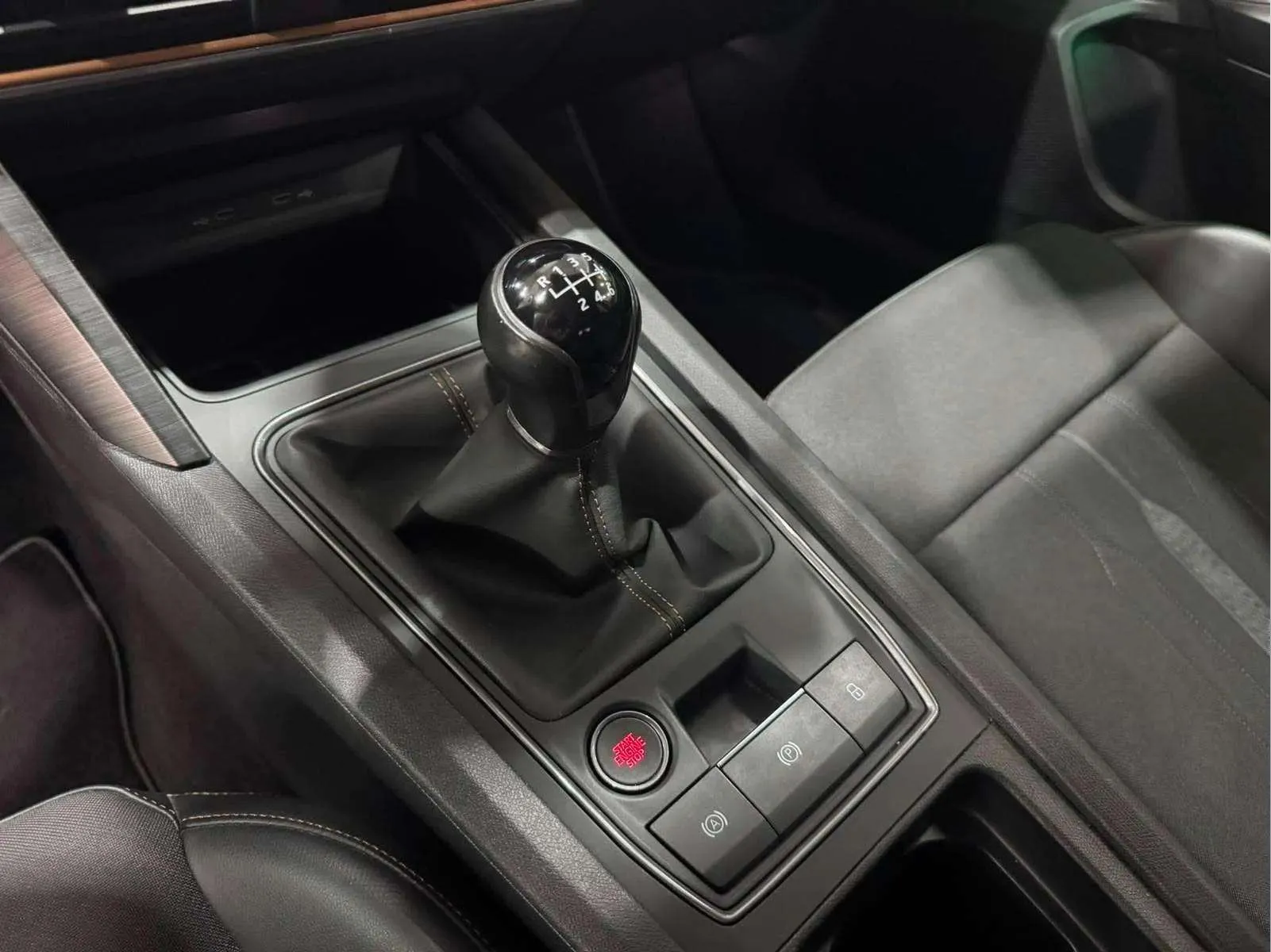 Cupra Formentor 1.5 TSI - foto 15