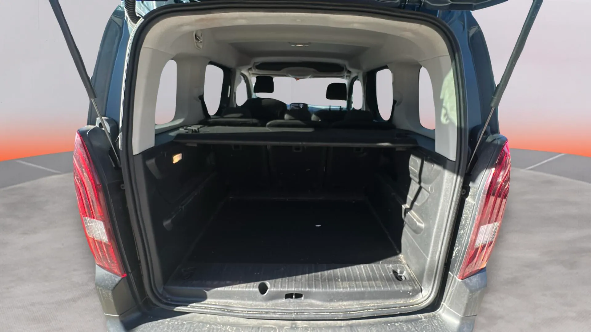 Peugeot Rifter GT BlueHDi 130 EAT8 Standard - foto 13