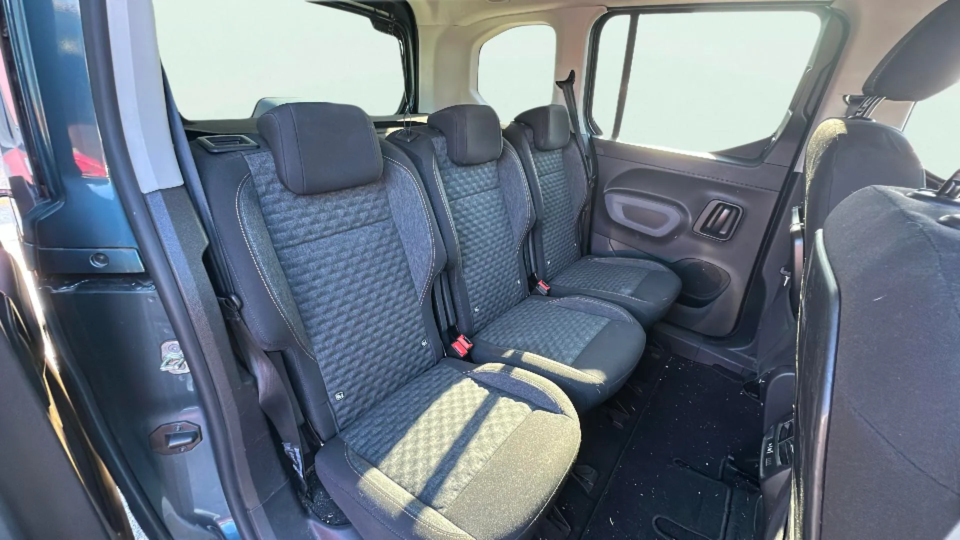 Peugeot Rifter GT BlueHDi 130 EAT8 Standard - foto 11