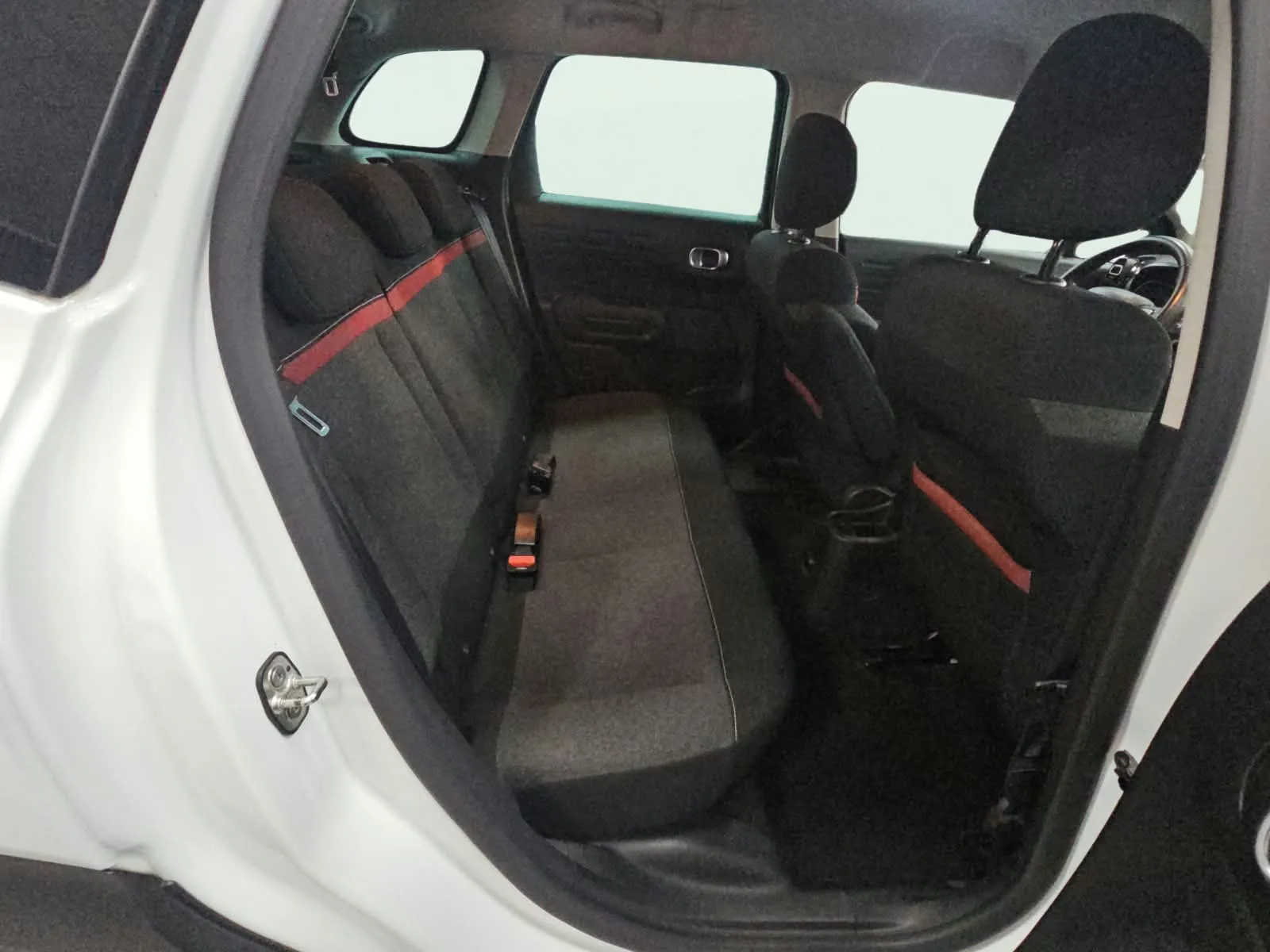 Citroën C3 Aircross BlueHDi Feel - foto 25