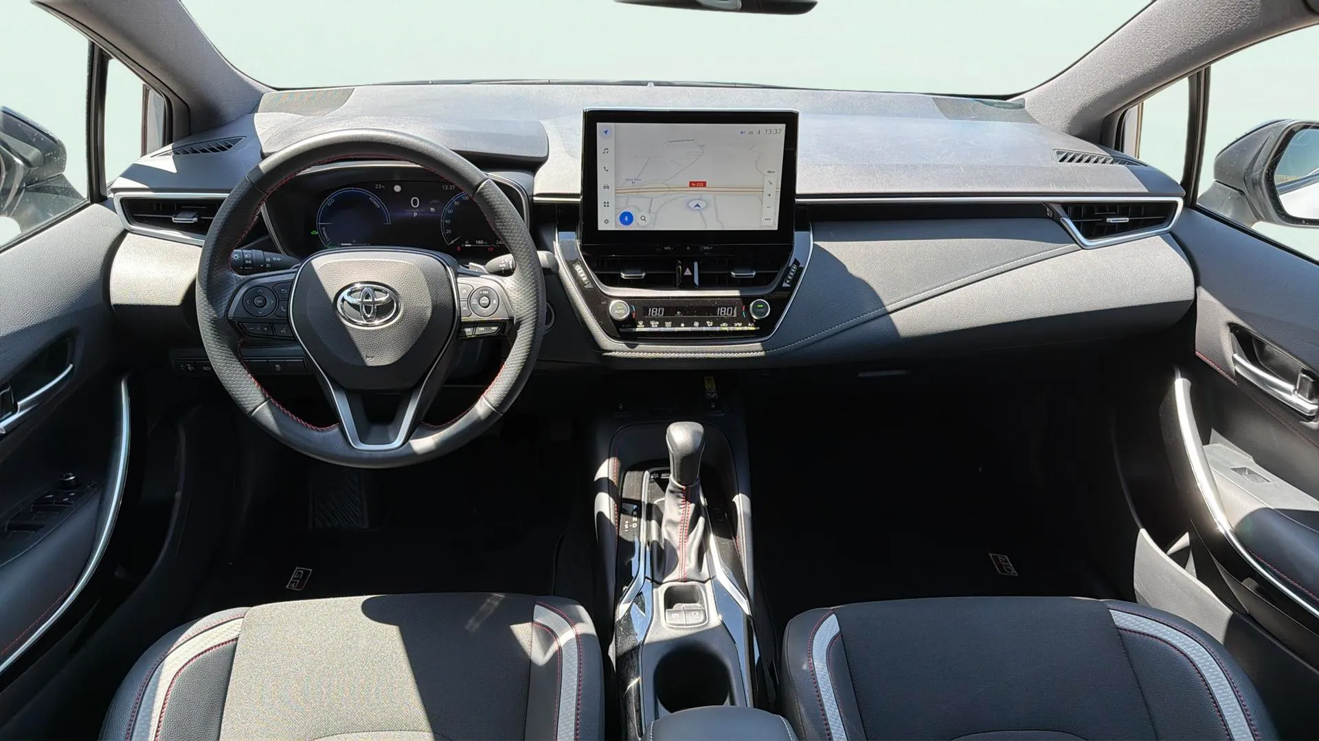Toyota Corolla 200H GR-Sport Touring Sport - foto 6