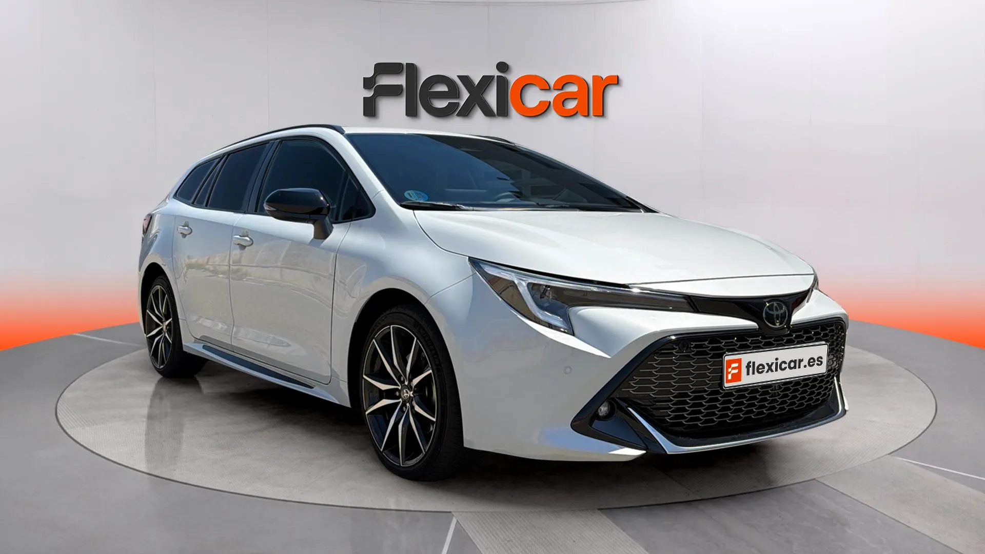 Toyota Corolla 200H GR-Sport Touring Sport - foto 1