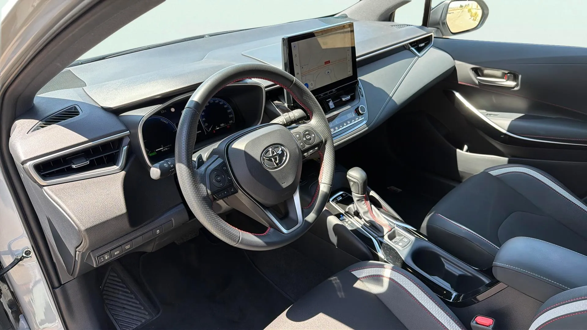 Toyota Corolla 200H GR-Sport Touring Sport - foto 8