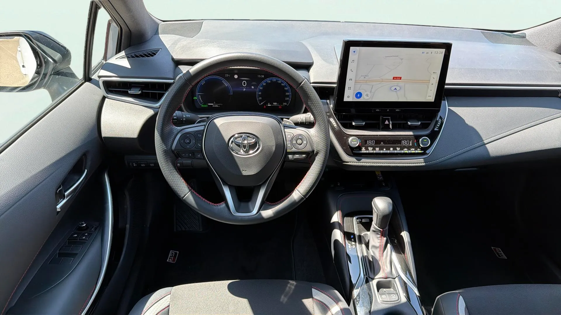 Toyota Corolla 200H GR-Sport Touring Sport - foto 7