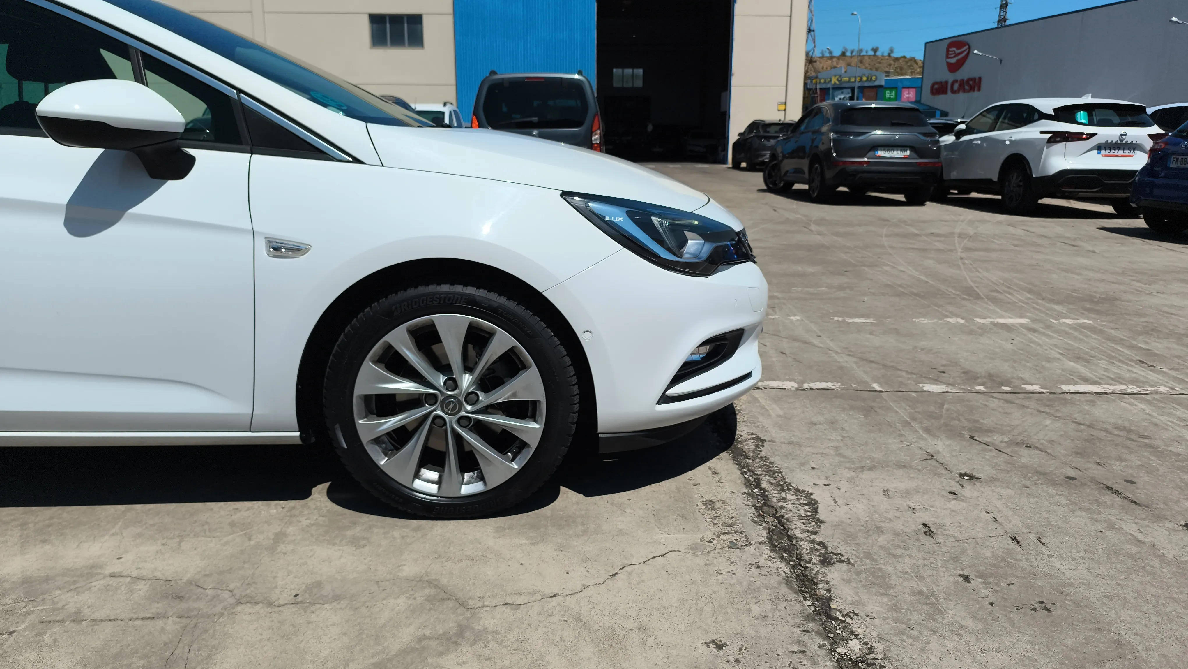 Opel Astra 1.6 CDTi Innovation ST - foto 17