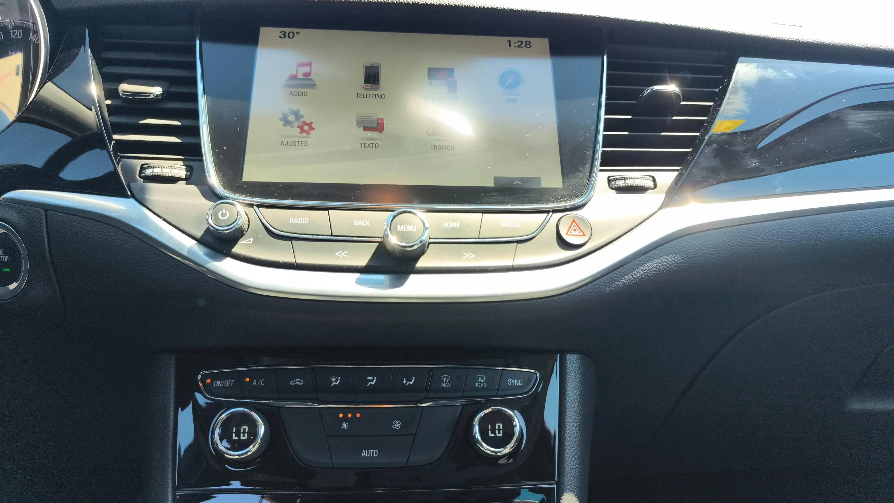 Opel Astra 1.6 CDTi Innovation ST - foto 10