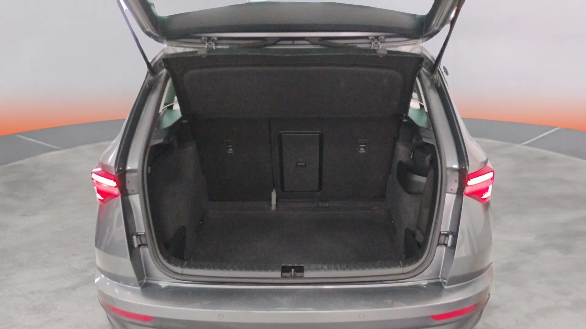 Škoda Karoq 1.5 TSI DSG ACT Design - foto 9