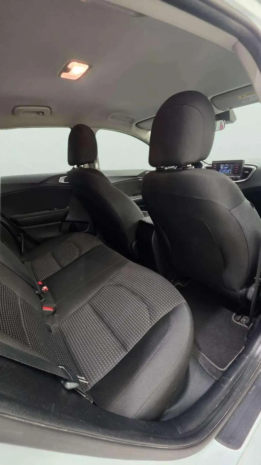 Kia Ceed 1.0 T-GDi Concept - foto 9