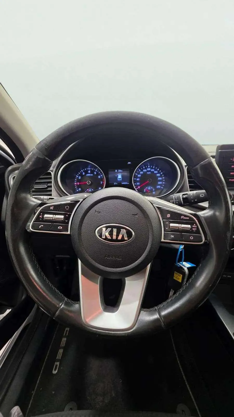 Kia Ceed 1.0 T-GDi Concept - foto 22