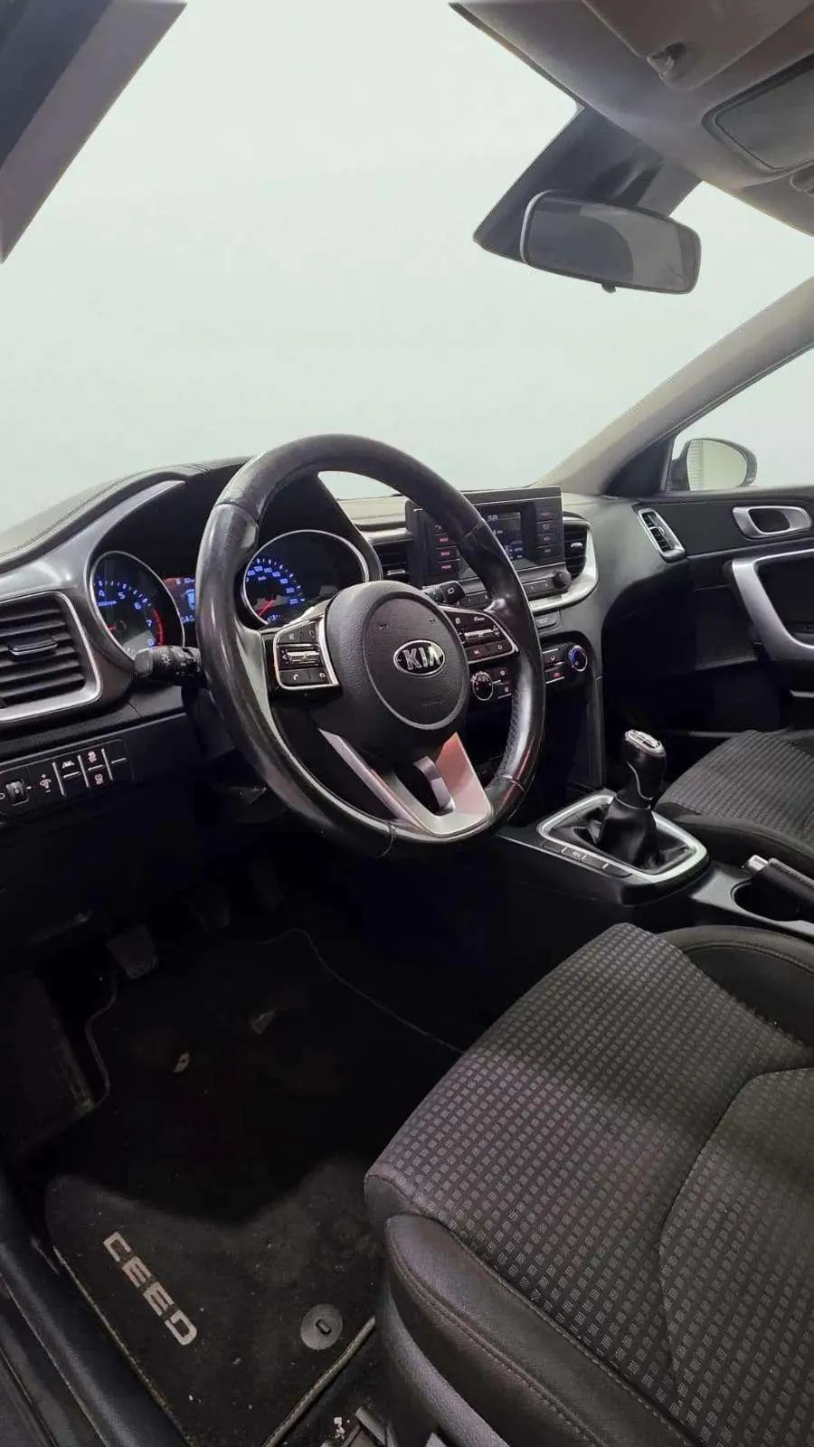 Kia Ceed 1.0 T-GDi Concept - foto 12