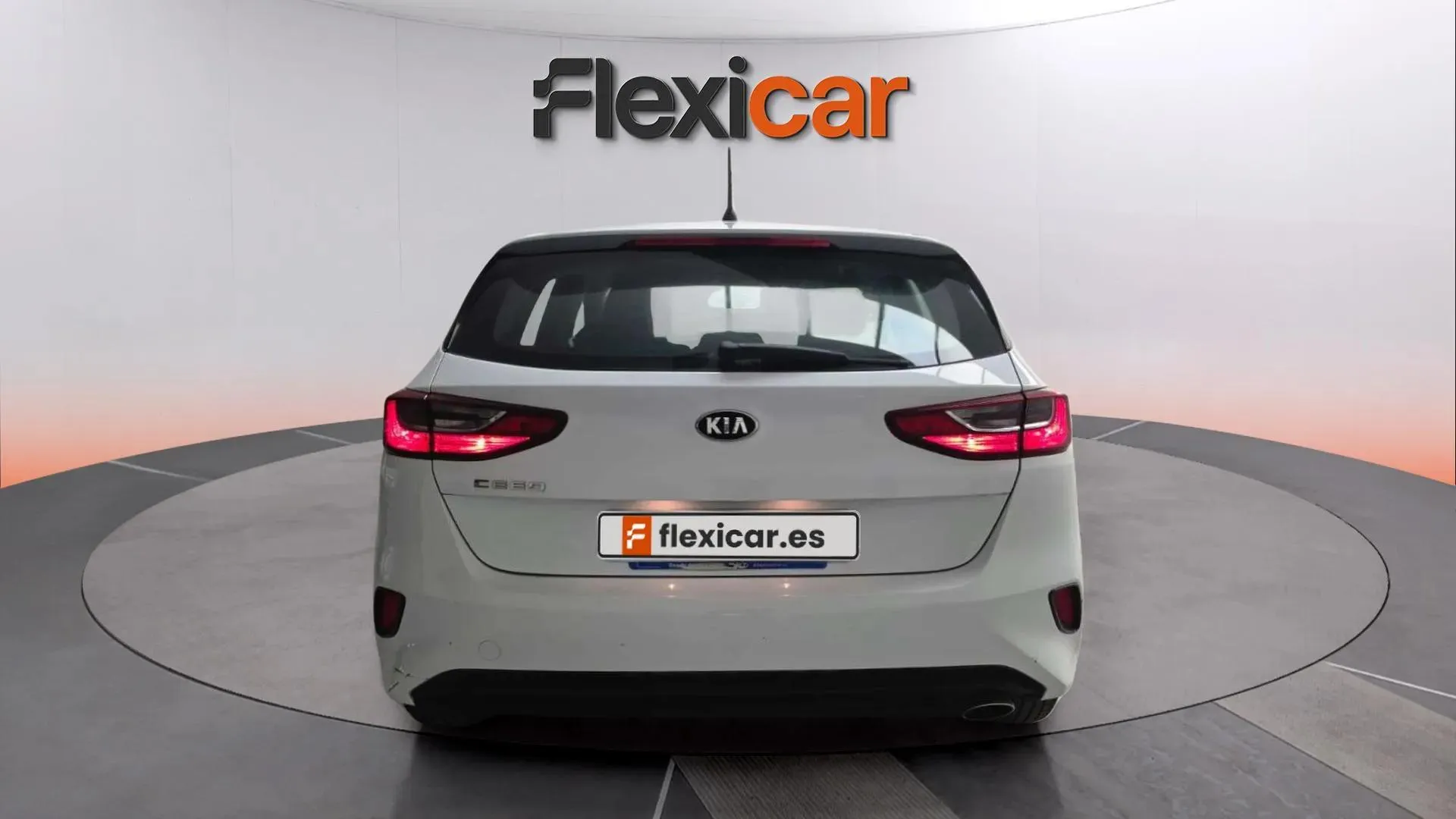 Kia Ceed 1.0 T-GDi Concept - foto 7