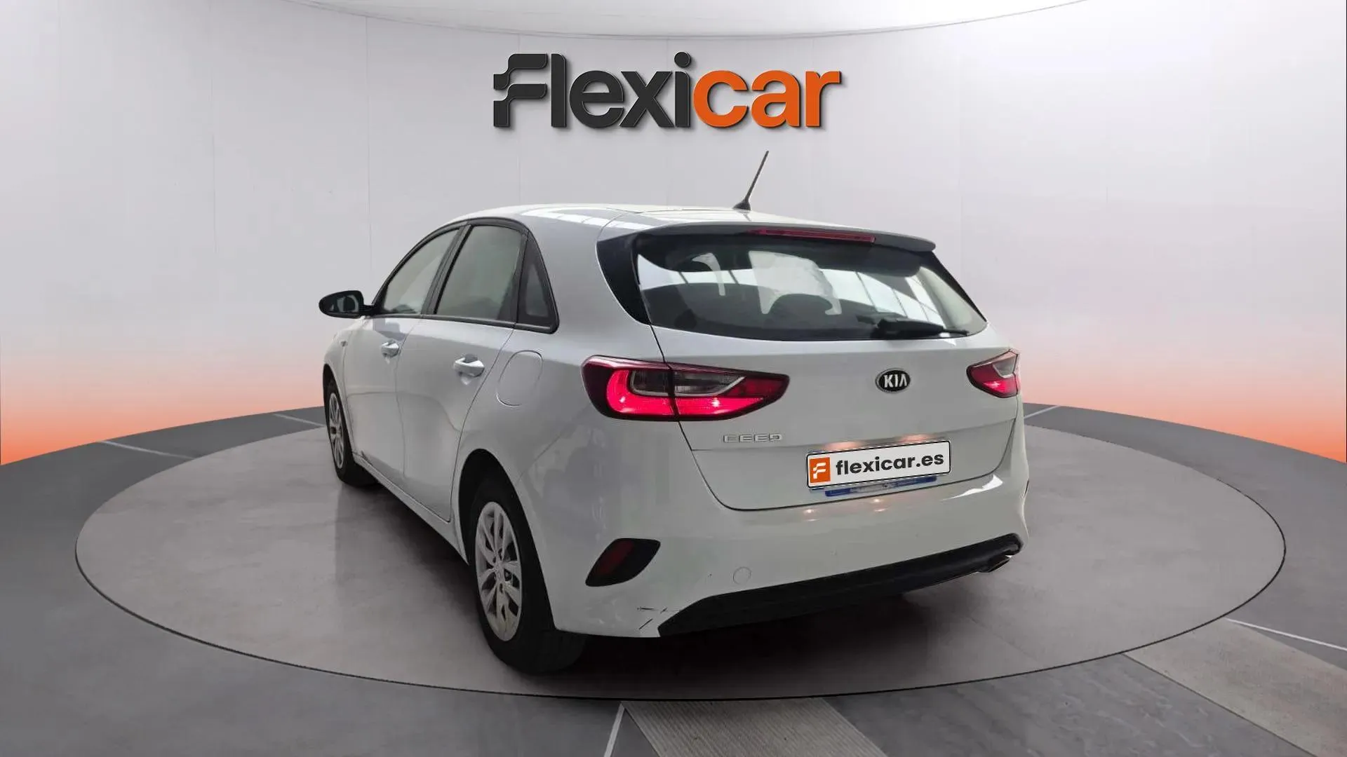Kia Ceed 1.0 T-GDi Concept - foto 5
