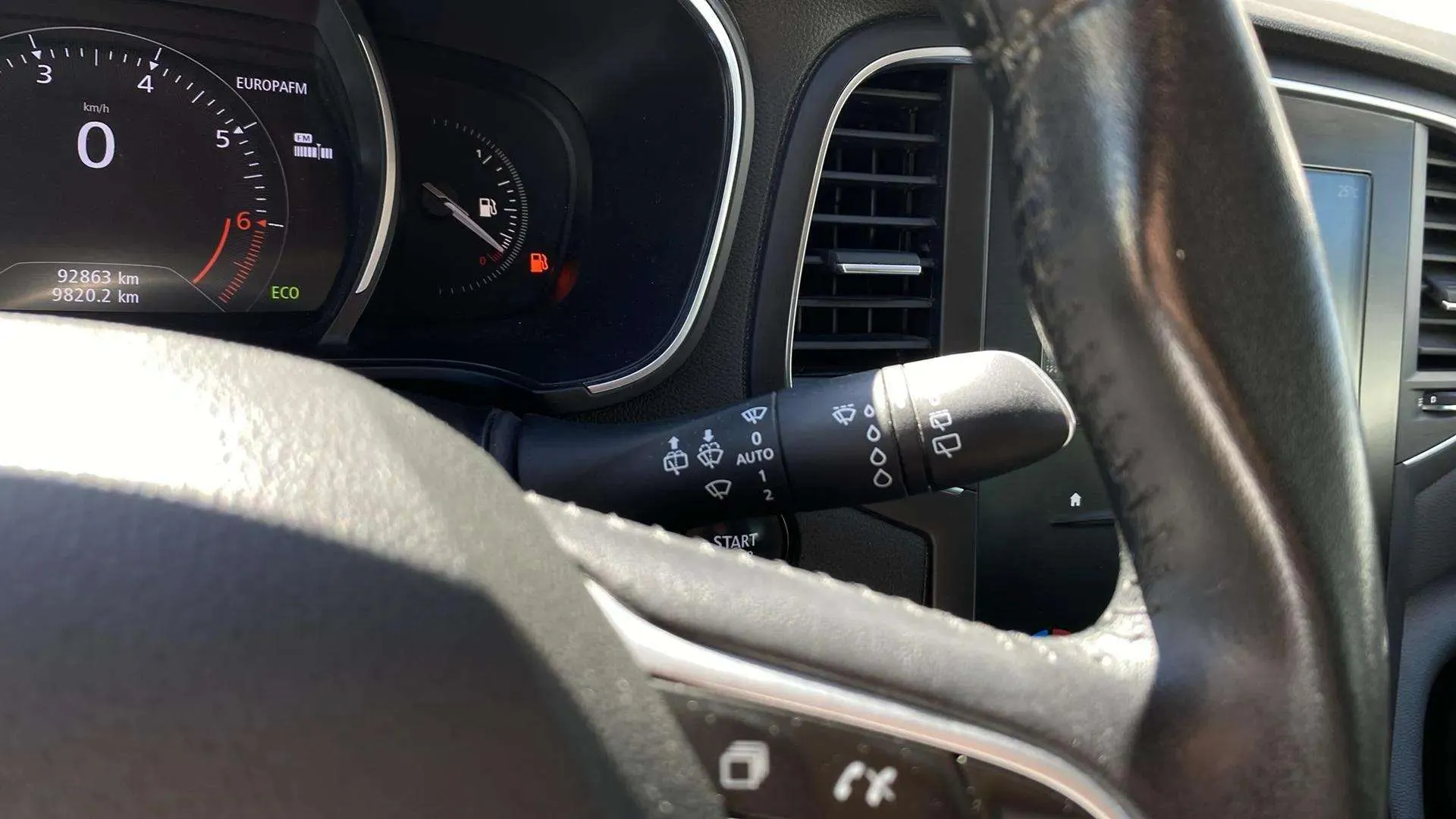 Renault Mégane Zen Energy TCe - foto 19