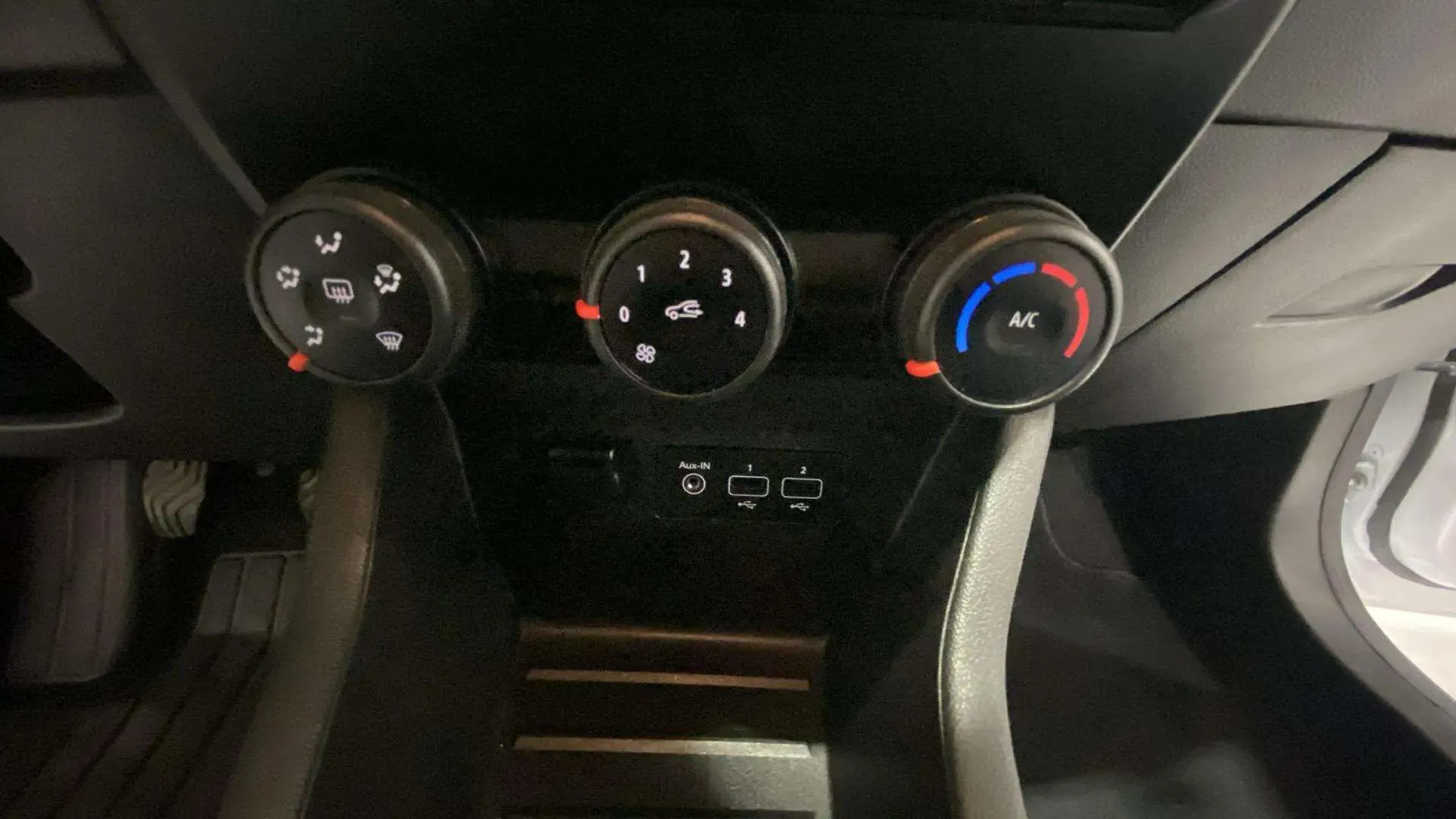 Renault Clio Business TCe - foto 19