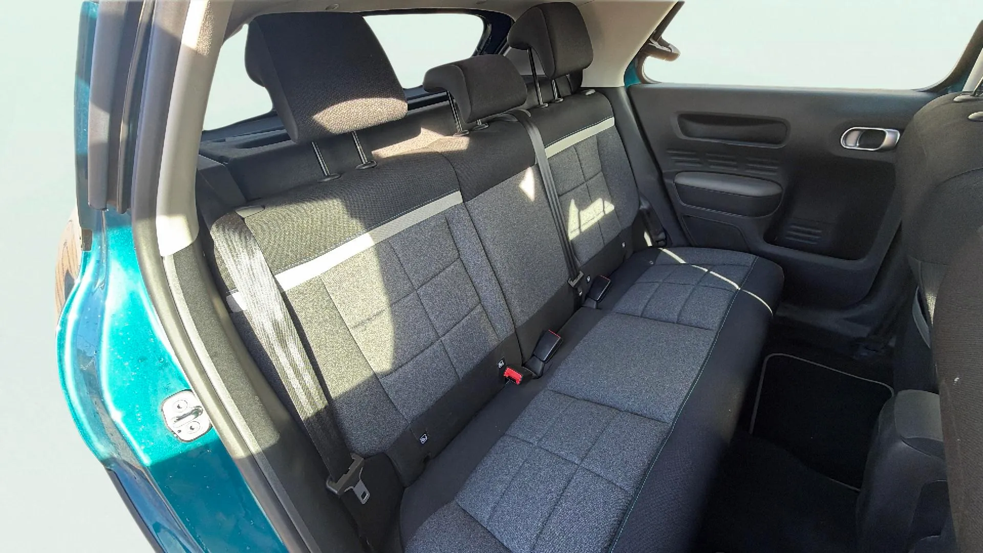 Citroën C4 Cactus BlueHDi 100 Feel - foto 10