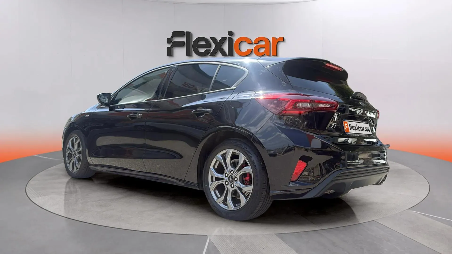 Ford Focus 1.0 EcoBoost ST-Line - foto 6