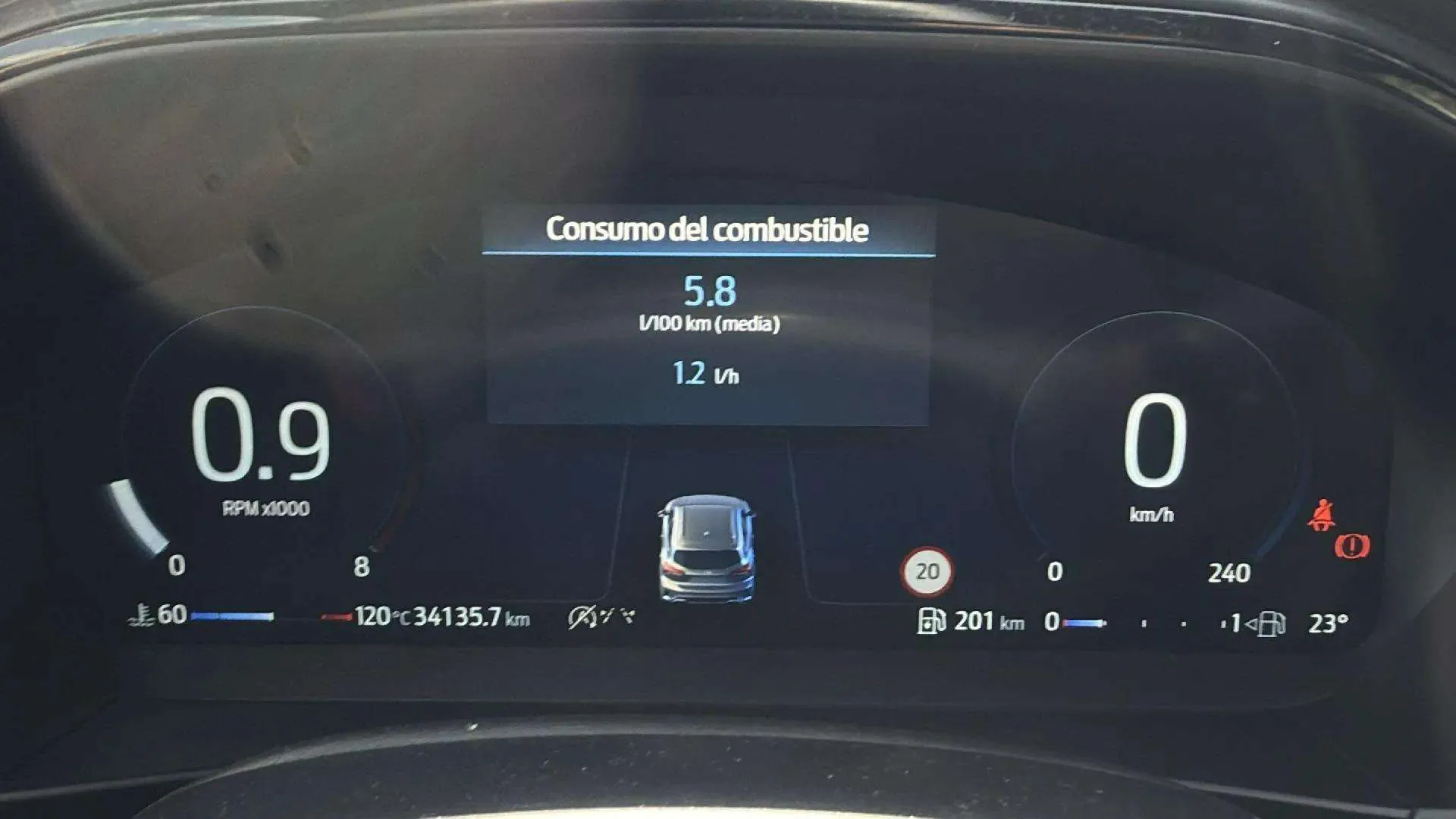 Ford Focus 1.0 EcoBoost ST-Line - foto 15