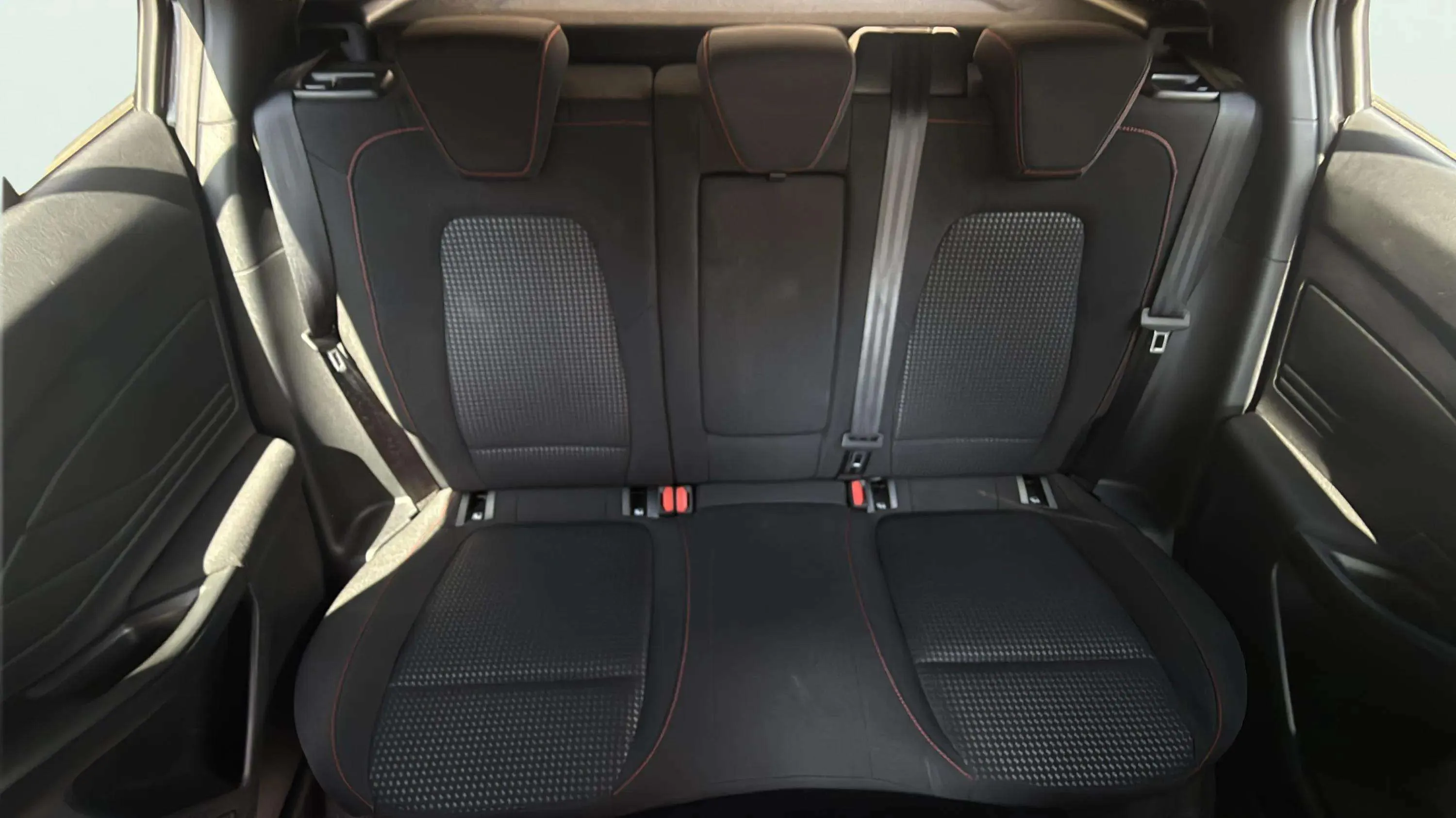 Ford Focus 1.0 EcoBoost ST-Line - foto 22