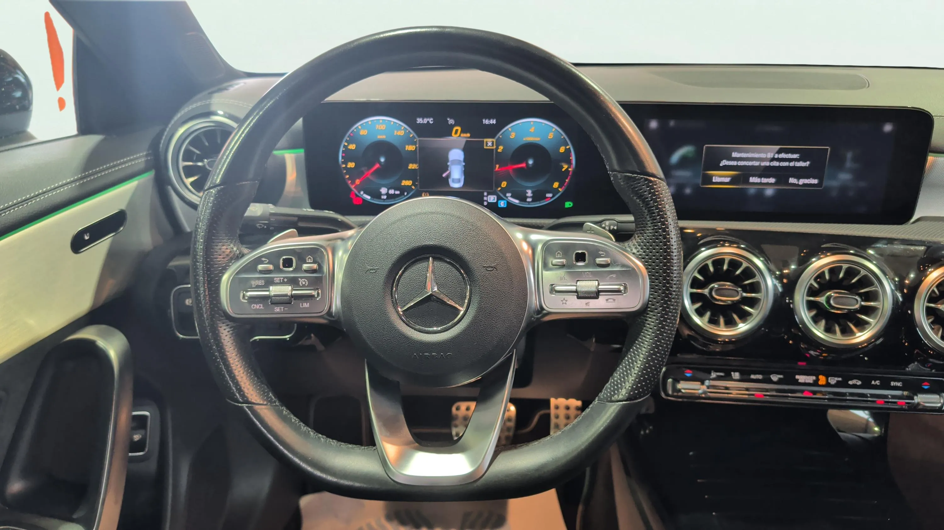 Mercedes-Benz CLA 200 - foto 14