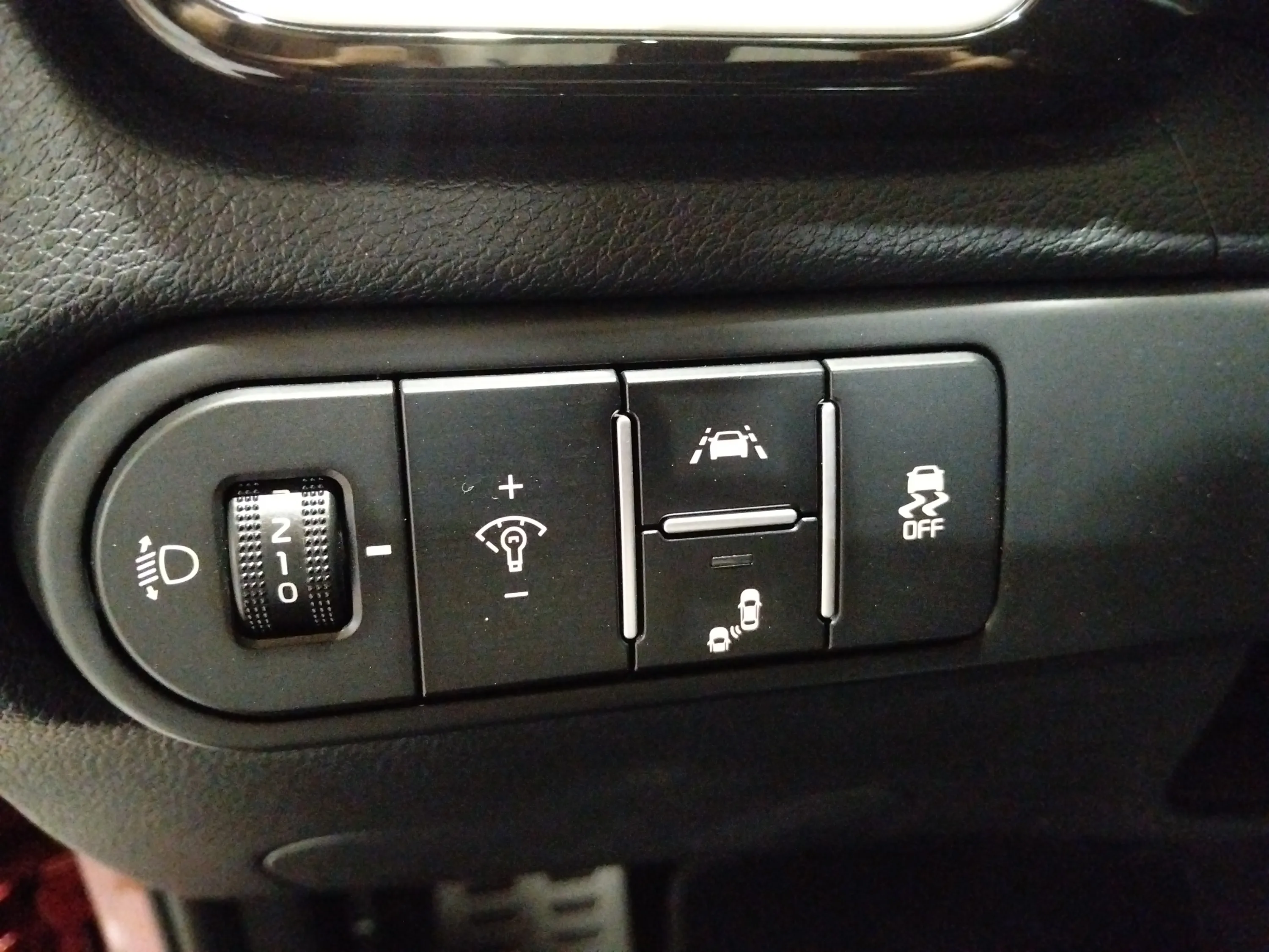 Kia Ceed 1.5 MHEV GT Line DCT - foto 27