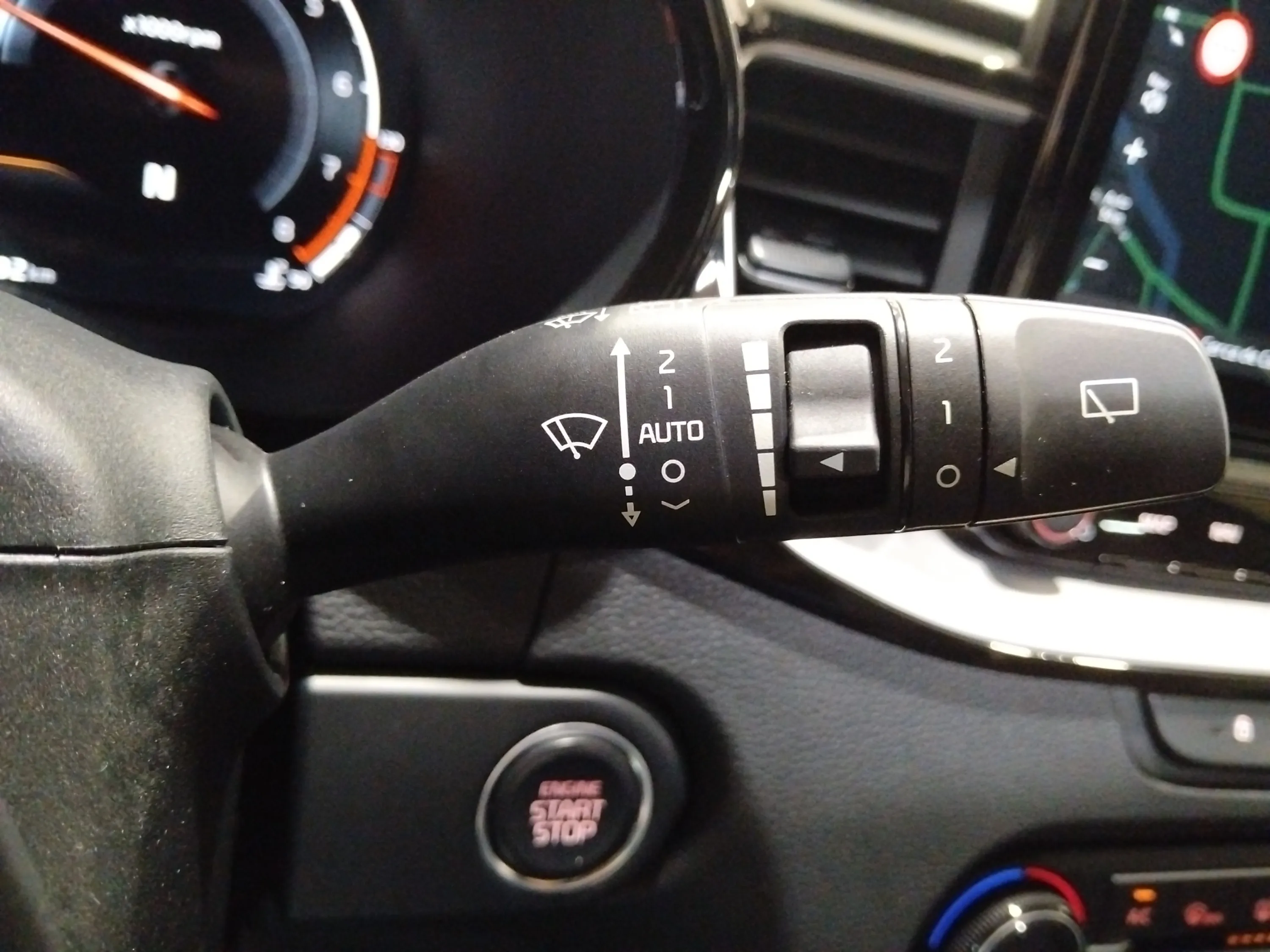 Kia Ceed 1.5 MHEV GT Line DCT - foto 24