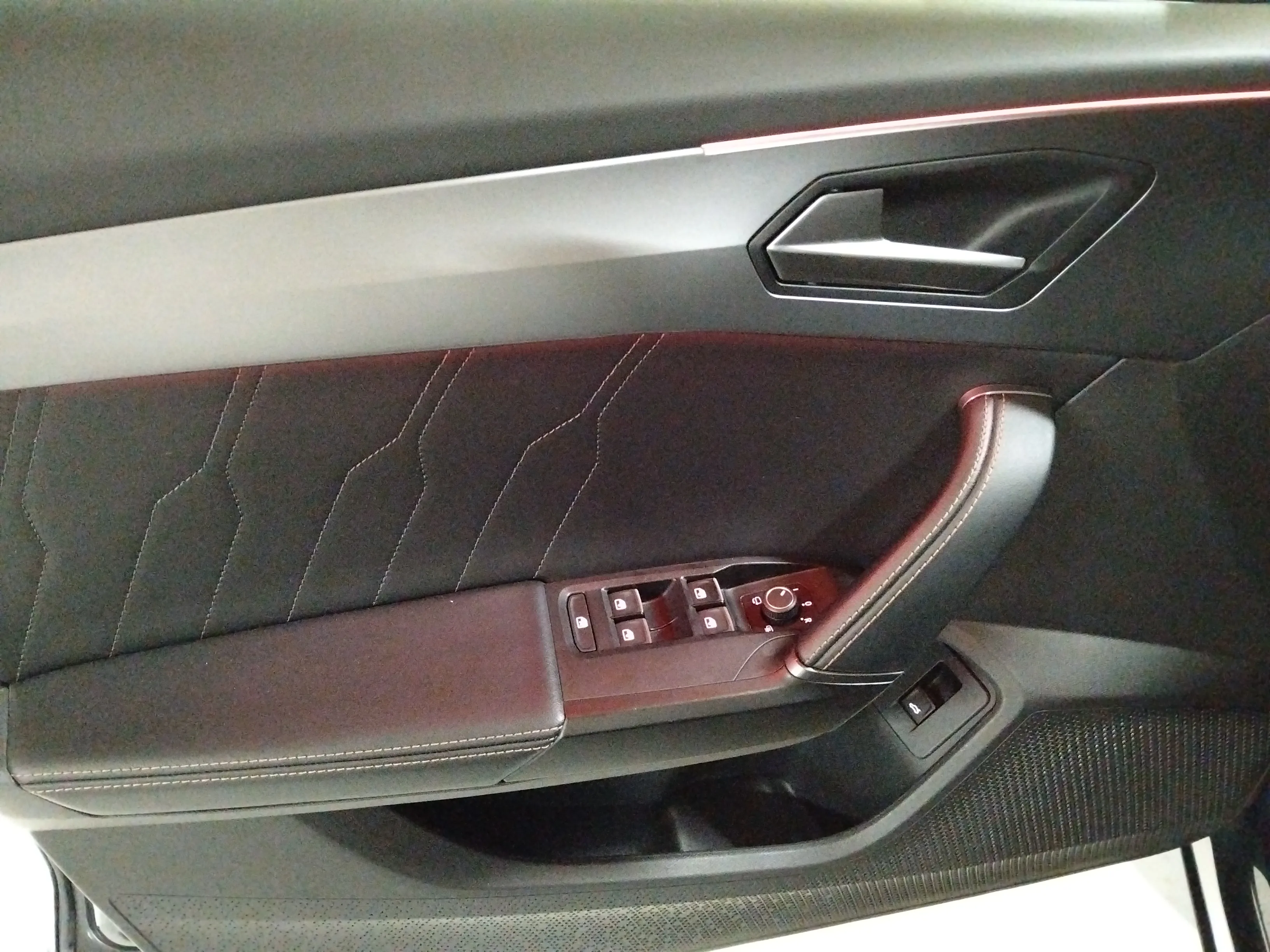 Cupra Formentor 1.5 TSI DSG - foto 20