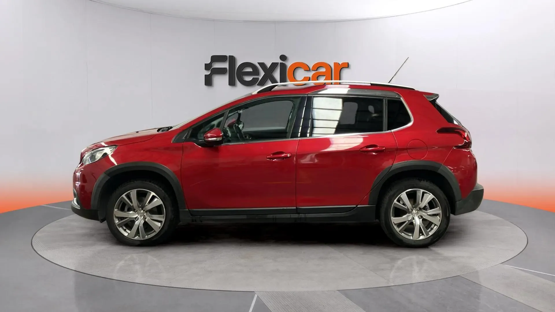 Peugeot 2008 Allure 1.2 PureTech - foto 4