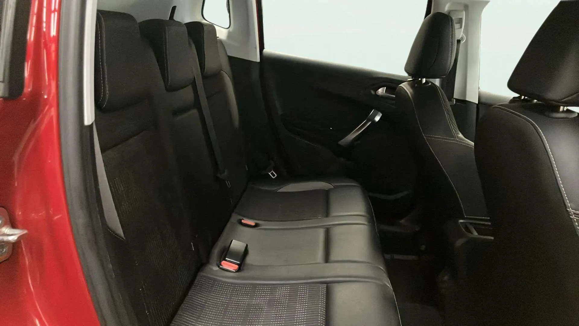 Peugeot 2008 Allure 1.2 PureTech - foto 16