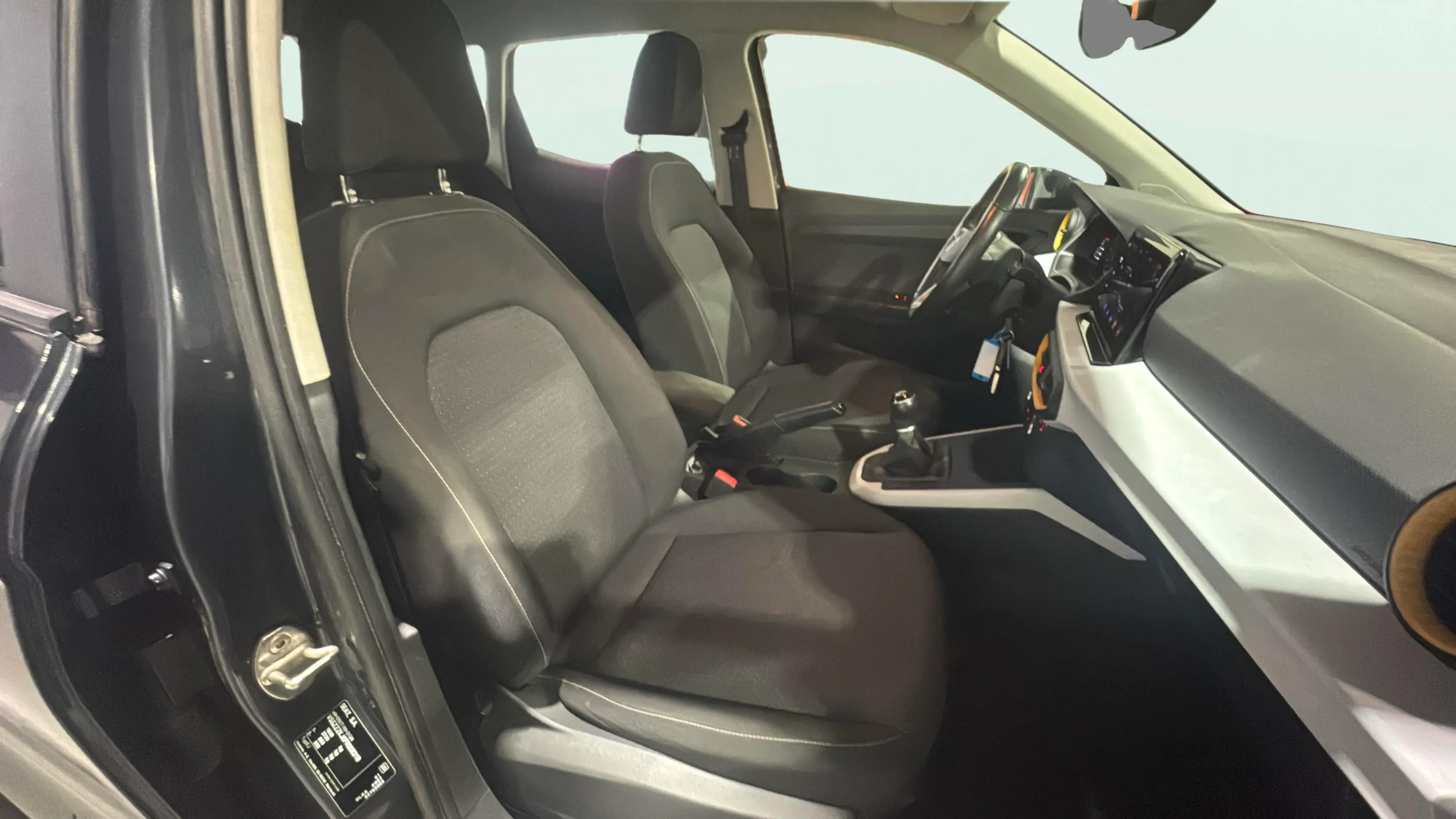SEAT Arona 1.0 TSI Style - foto 16