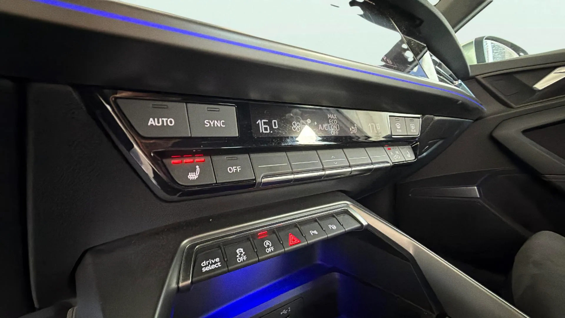 Audi A3 S3 Sportback TFSI quattro S tronic - foto 22