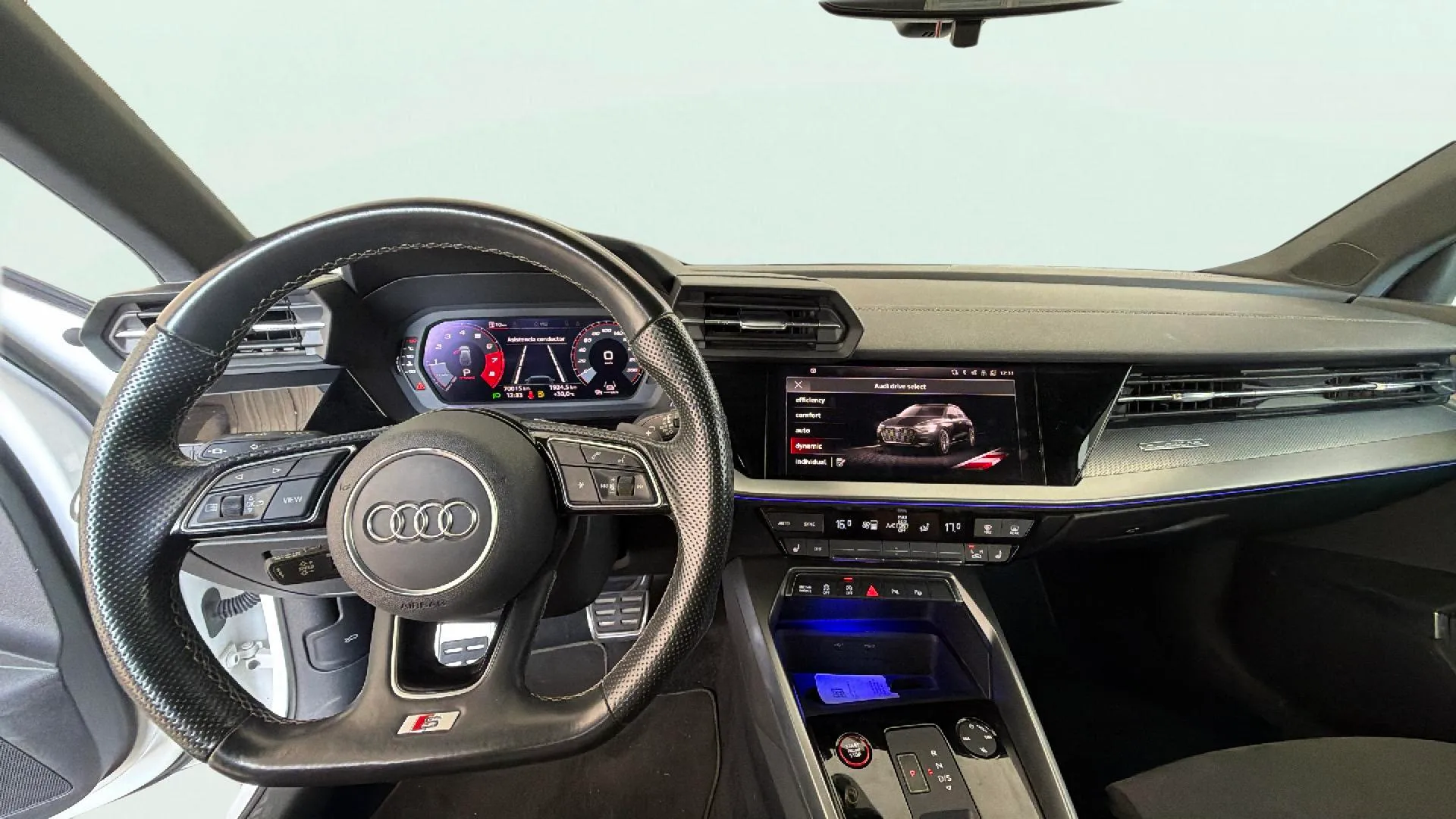 Audi A3 S3 Sportback TFSI quattro S tronic - foto 28