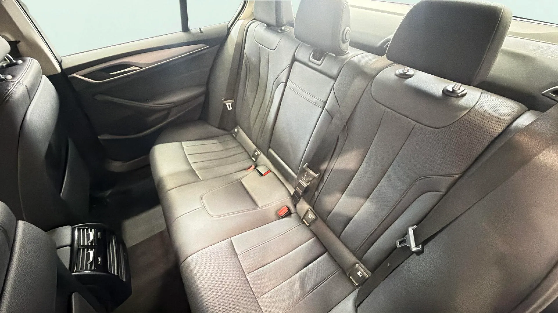 BMW Serie 5 520dA Touring - foto 23