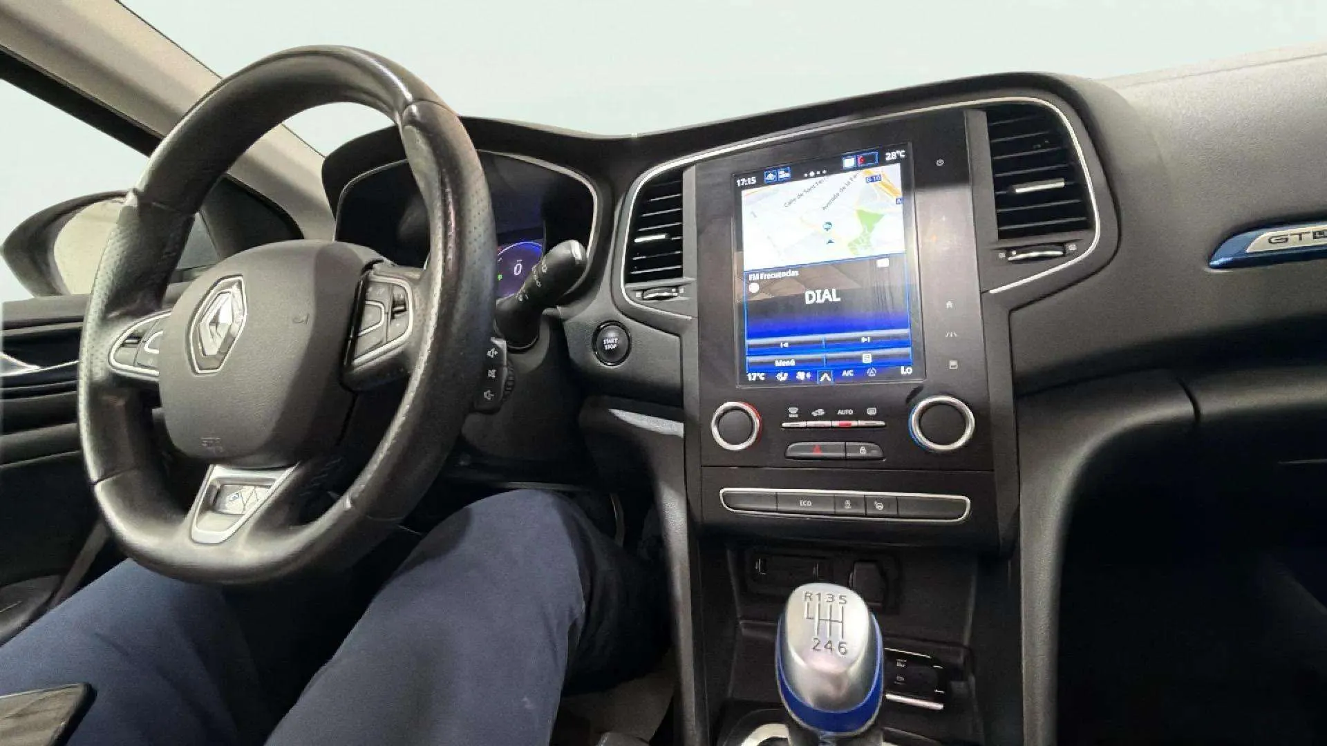 Renault Mégane GT Line TCe GPF - foto 21