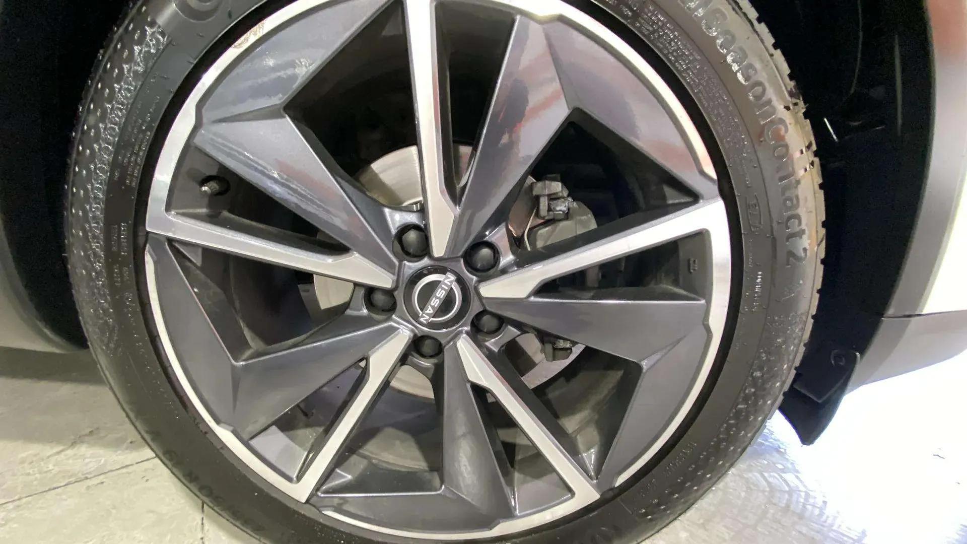Nissan Qashqai DIG-T mHEV CVT 4x4 N-Connecta - foto 22