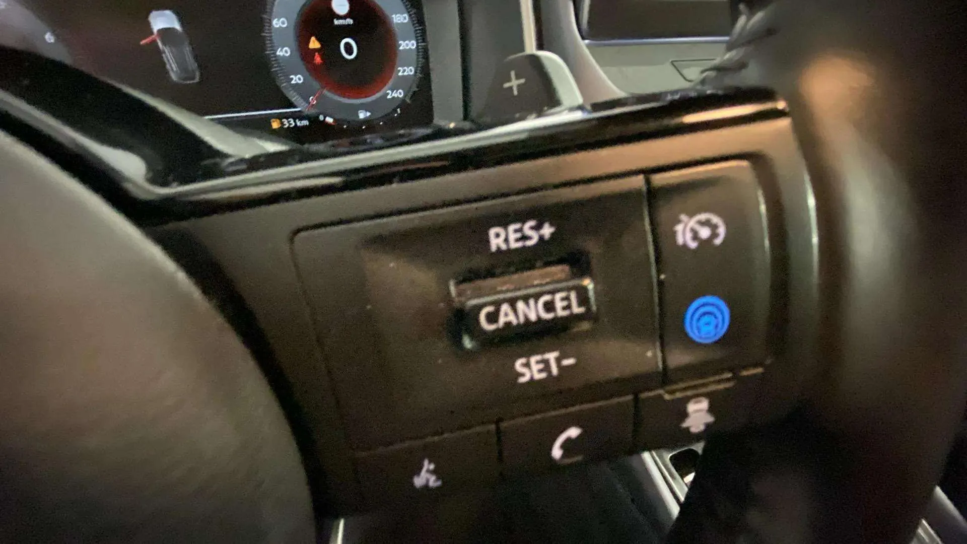 Nissan Qashqai DIG-T mHEV CVT 4x4 N-Connecta - foto 19