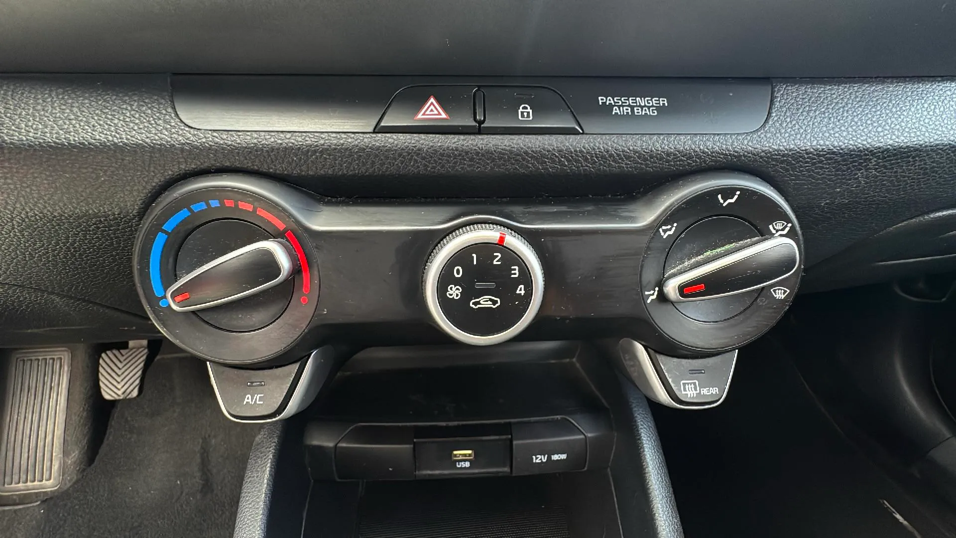 Kia Stonic 1.0 T-GDi MHEV iMT Drive - foto 18