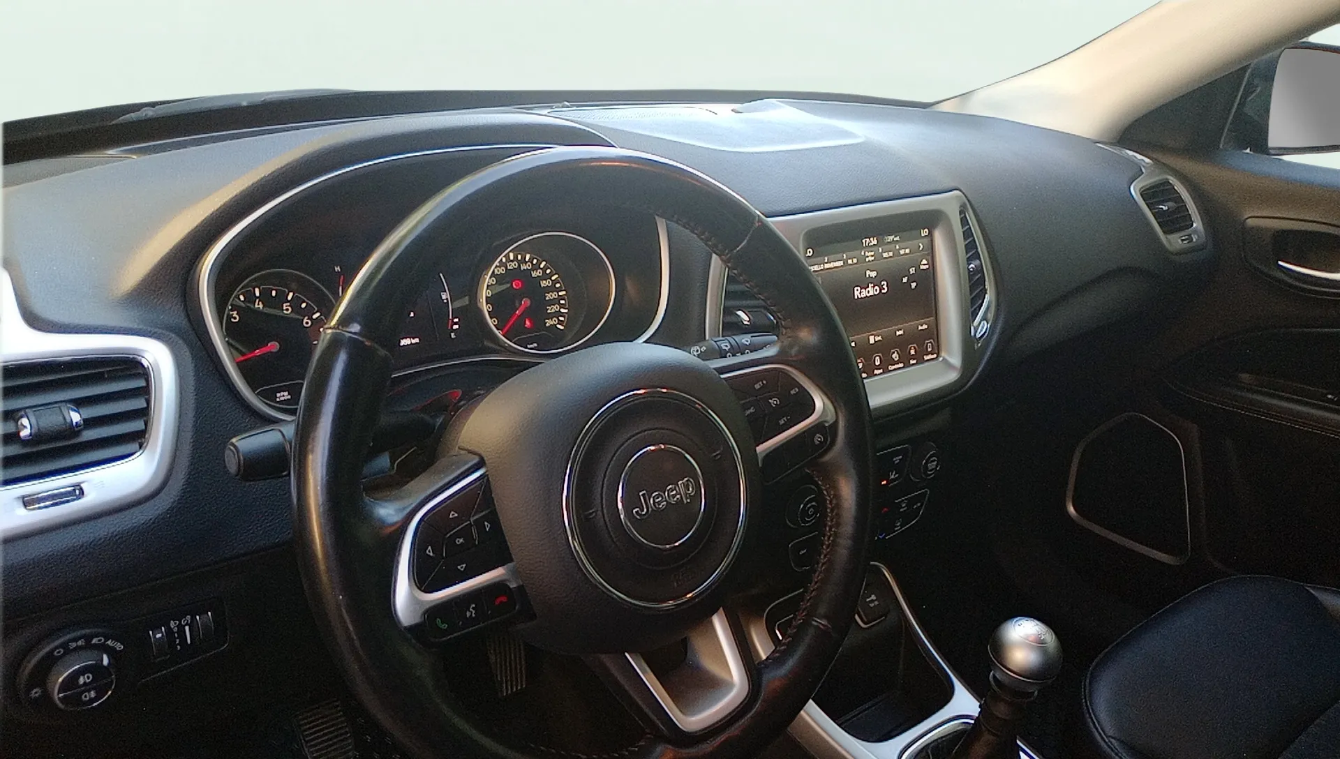 Jeep Compass 1.4 Mair Longitude 4x2 - foto 18
