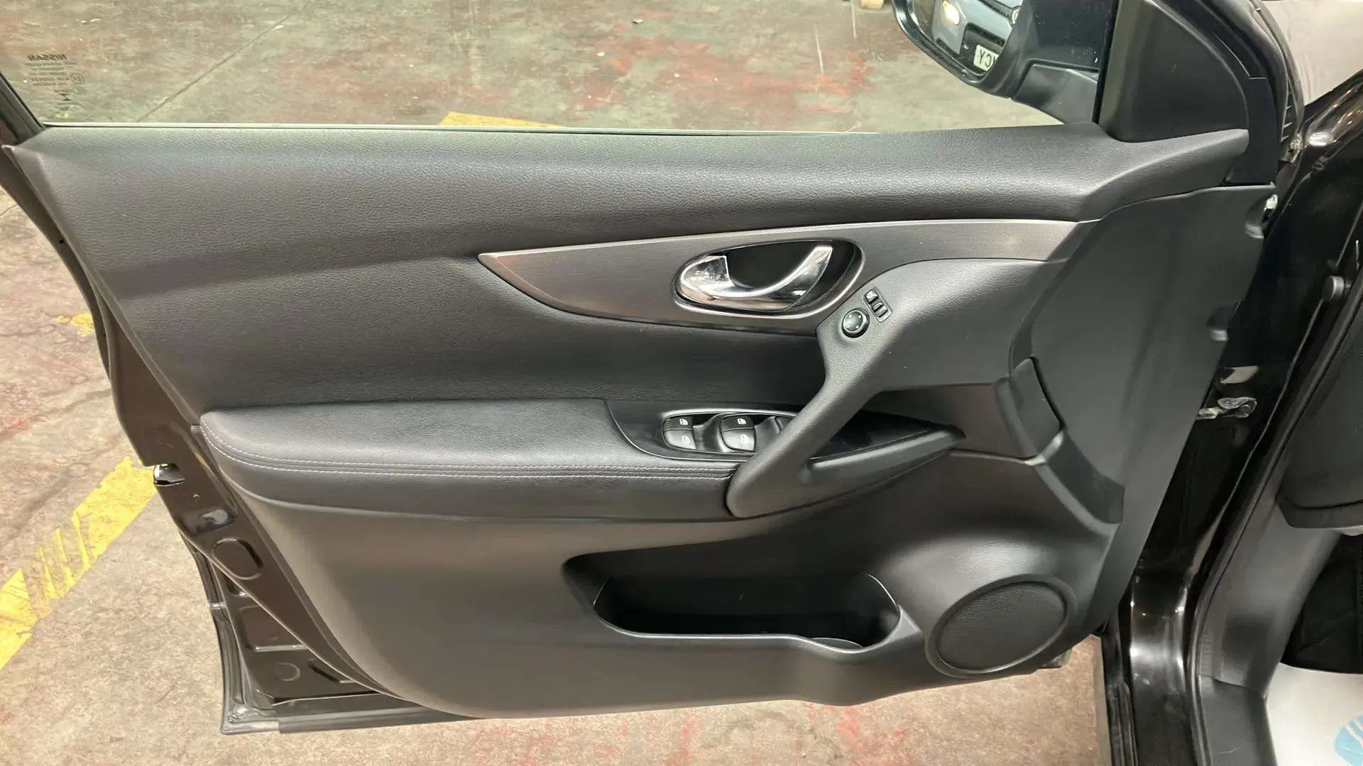 Nissan Qashqai DIG-T E6D N-Connecta - foto 18