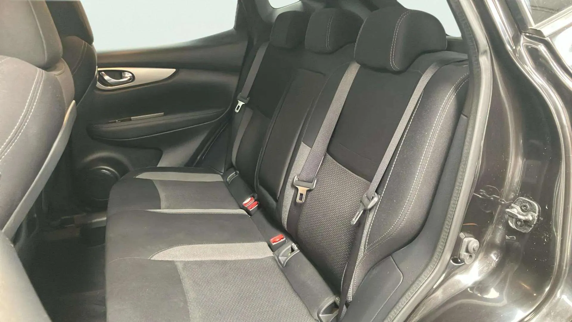 Nissan Qashqai DIG-T E6D N-Connecta - foto 13